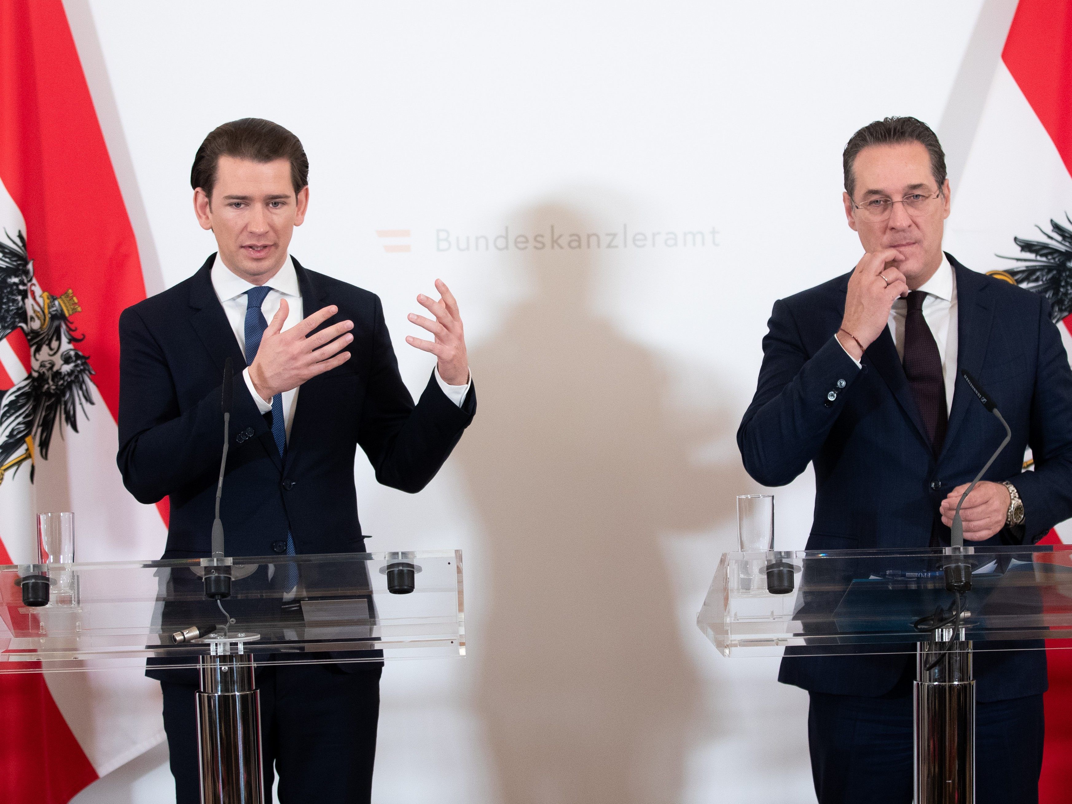 Zufrieden sind Kurz und Strache mit der neuen Mindestsicherung.