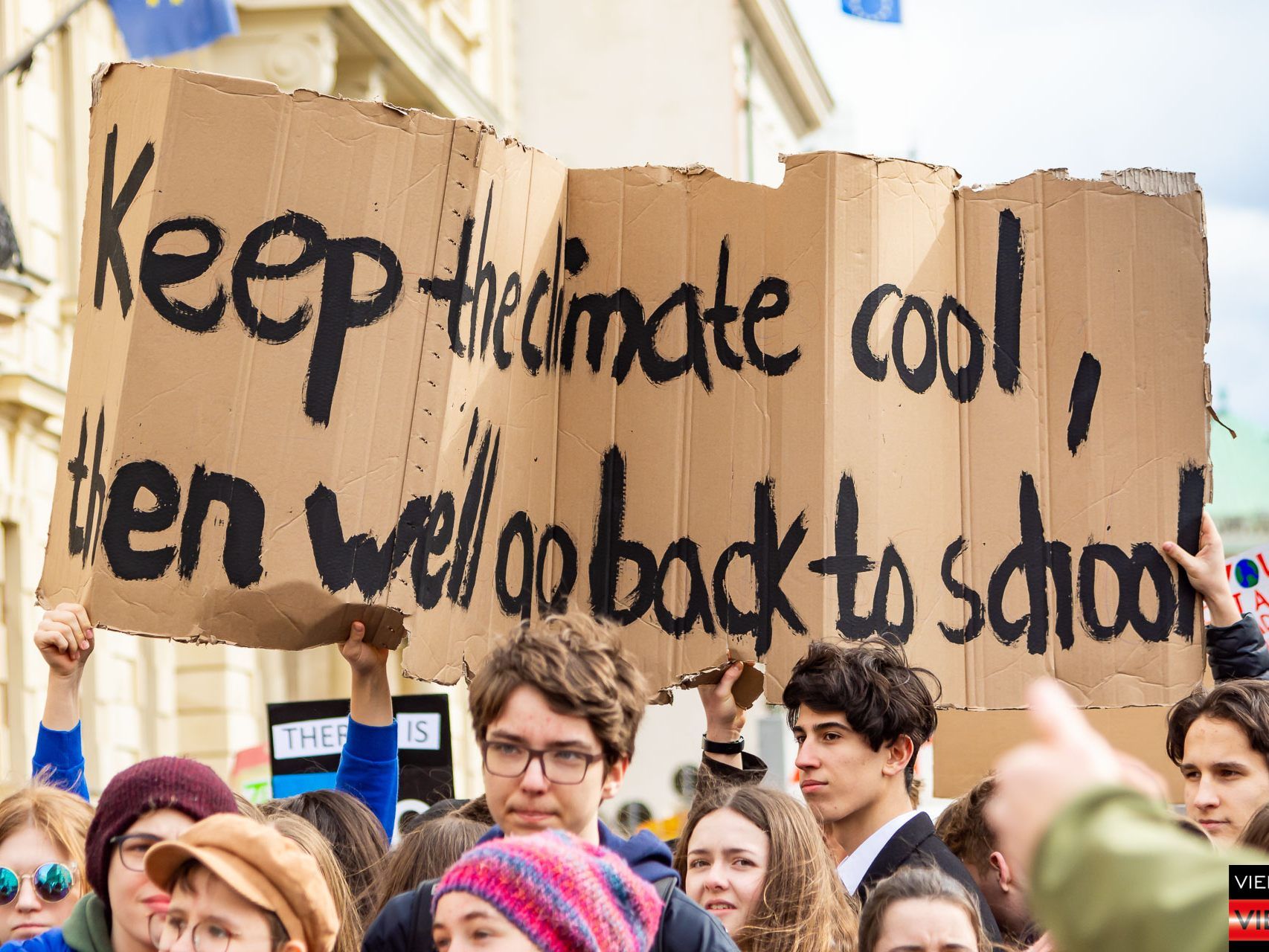 Weltweiter Klimastreik Jetzt nehmen WIR die Zukunft in die Hand - Heldenplatz - 15.03.2019 Teil 2/2