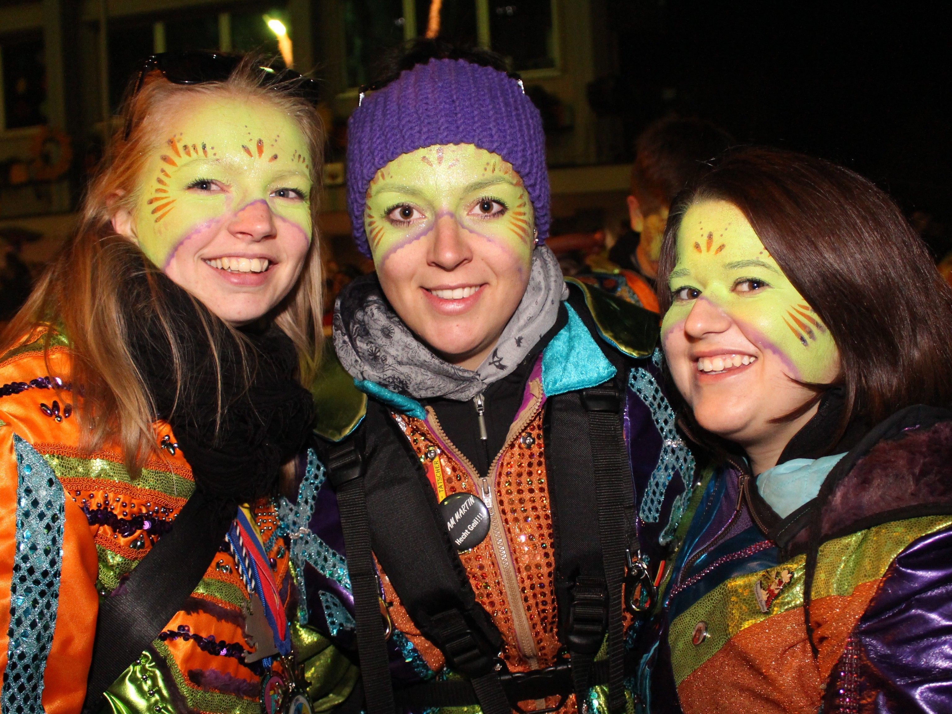 Die Guggamusik der Schneggahüsler (im Bild: Raphaela, Priska und Carmen) blieb dem beliebten Nachtumzug treu. Die Guggamusik der Schneggahüsler (im Bild: Raphaela, Priska und Carmen) blieb dem beliebten Nachtumzug treu.