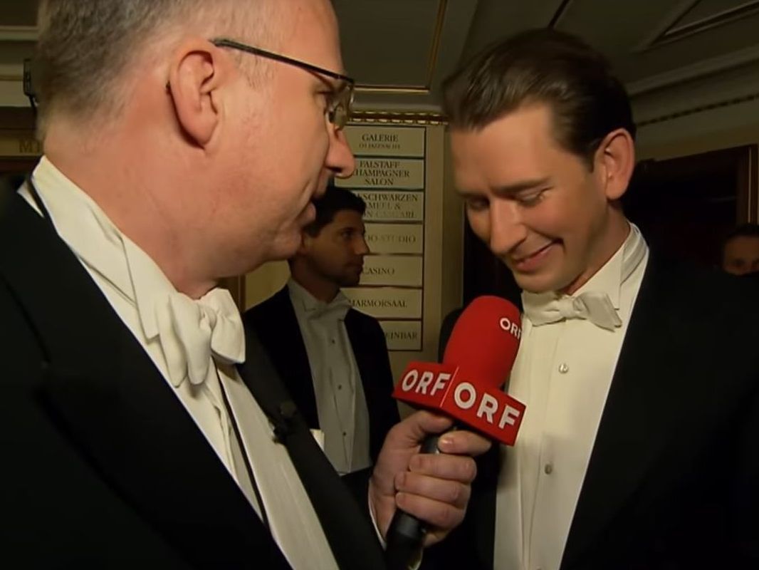 Satiriker Peter Klien und Bundeskanzler Sebastian Kurz.