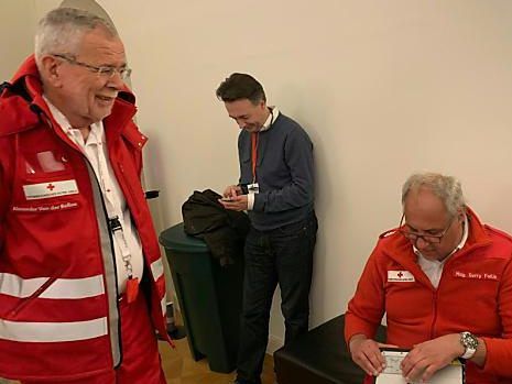 Bundespräsident Van der Bellen im Einsatz Bundespräsident Van der Bellen im Einsatz