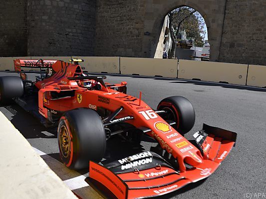 Leclerc flitzt am schnellsten um die engen Kurven in Baku