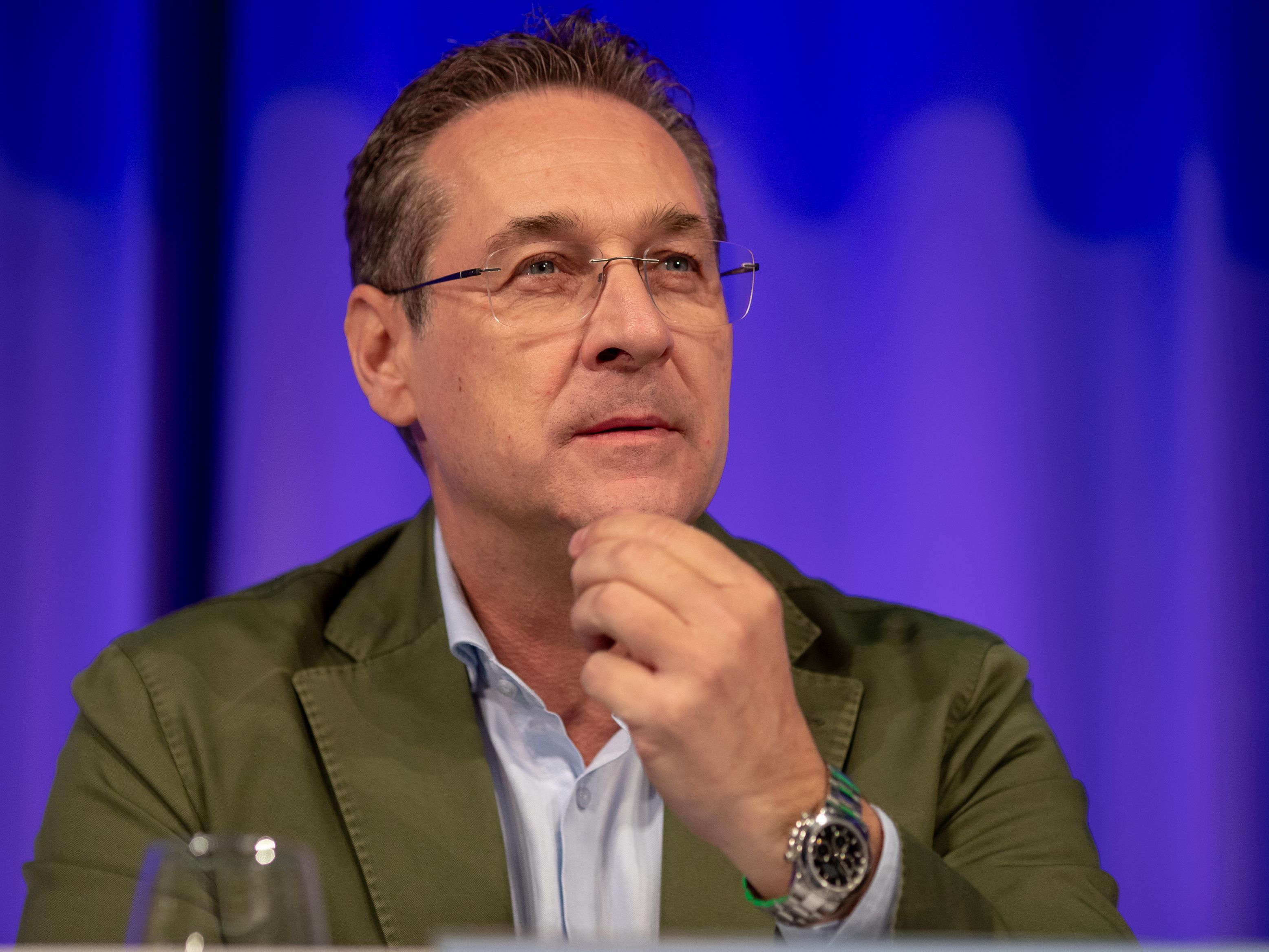 Strache überstand den Misstrauensantrag.