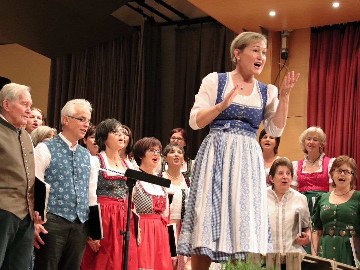 Der Bildsteiner Chor präsentierte sich anlässlich des Jubiläumskonzertes. Der Bildsteiner Chor präsentierte sich anlässlich des Jubiläumskonzertes.