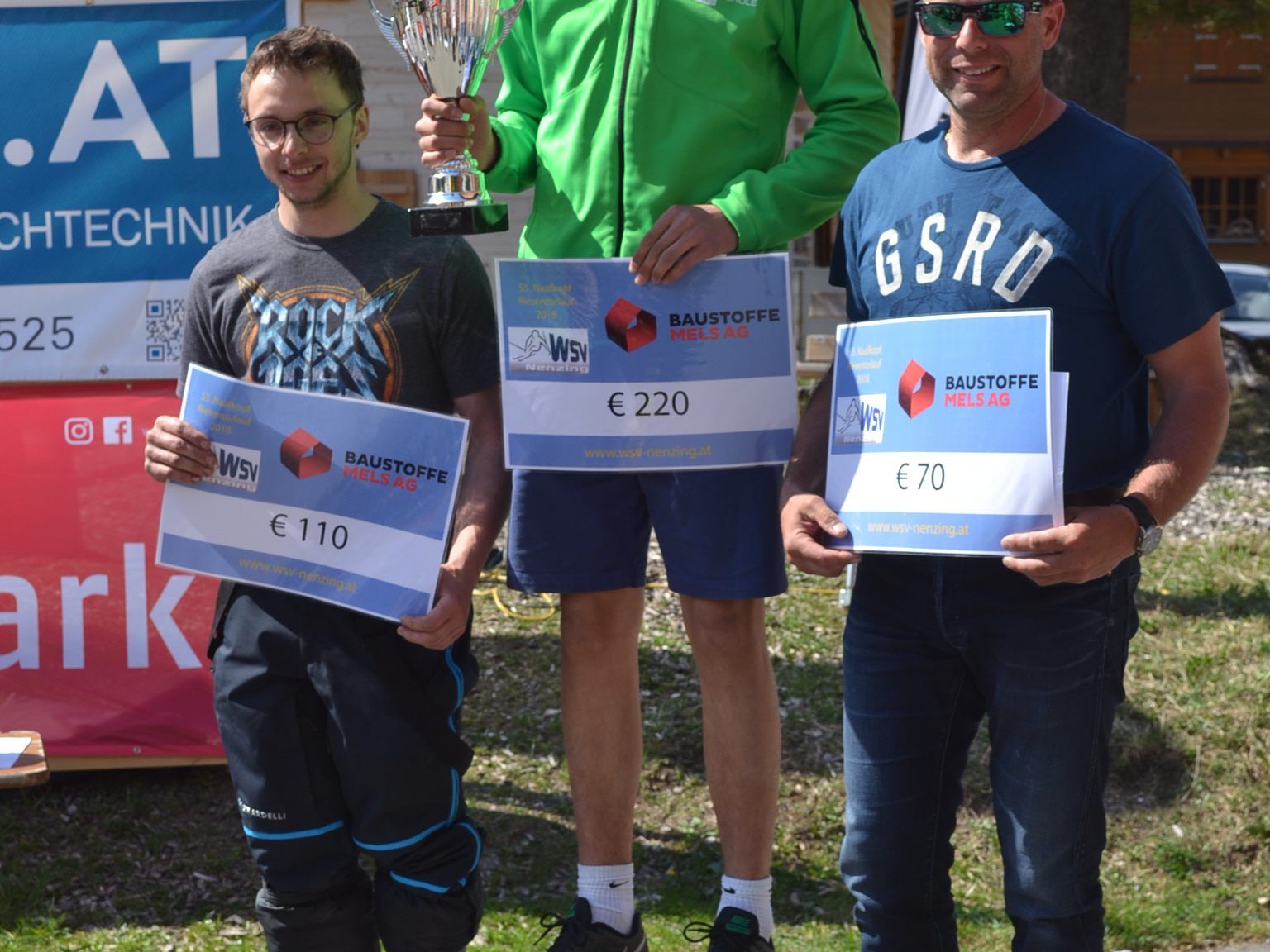 Beim Naafkopf-Riesentorlauf wird der Vorjahressieger Alessio Baracci herausgefordert. Beim Naafkopf-Riesentorlauf wird der Vorjahressieger Alessio Baracci herausgefordert.