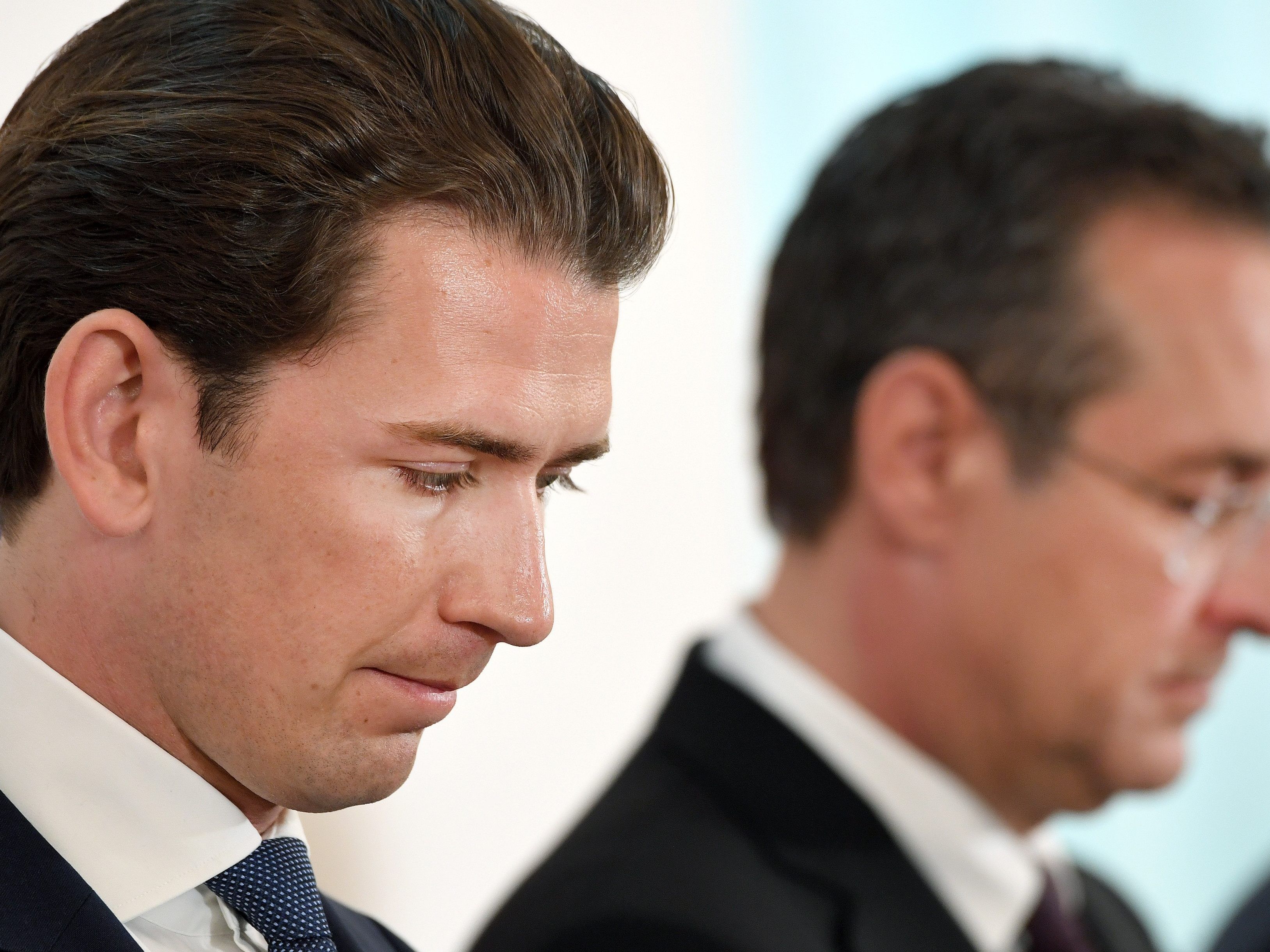 Körperschaftsteuer sinkt in zwei Schritten von 25 auf 21 Prozent. Körperschaftsteuer sinkt in zwei Schritten von 25 auf 21 Prozent.