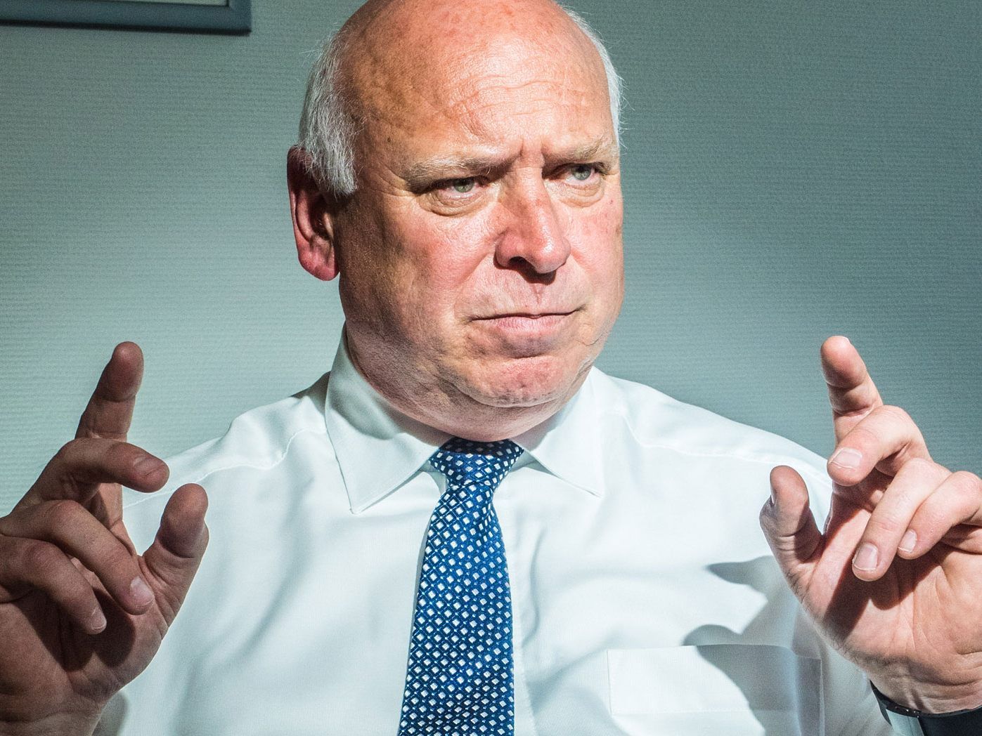 Bürgermeister Burkhard Wachter steht in Vandans weiter unter starkem Beschuss. Bürgermeister Burkhard Wachter steht in Vandans weiter unter starkem Beschuss.