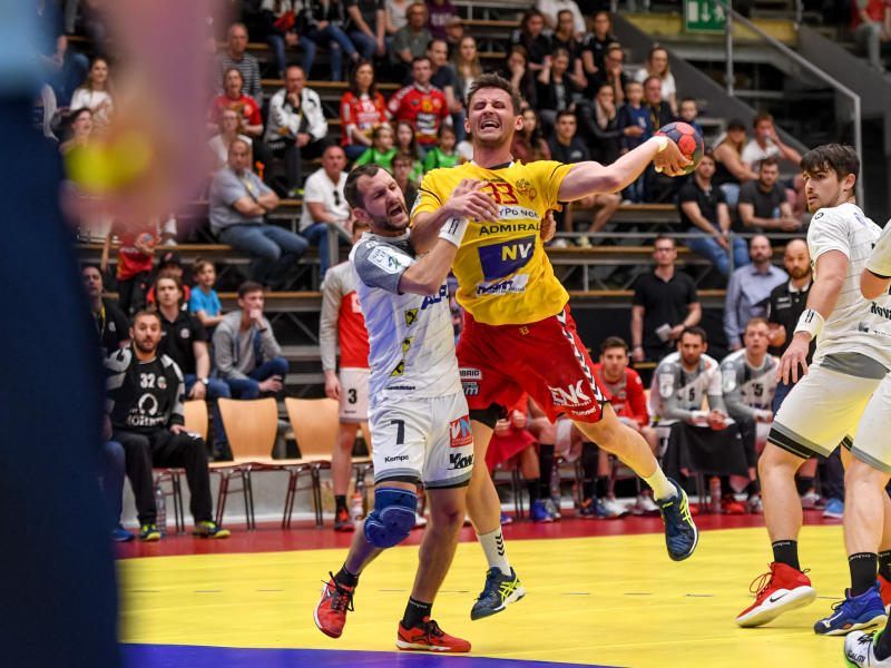Krems schaltet Hard aus