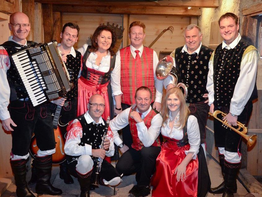 Zu Ostern steht die Gemeinde Buch im Zeichen der Oberkrainer – Musik.