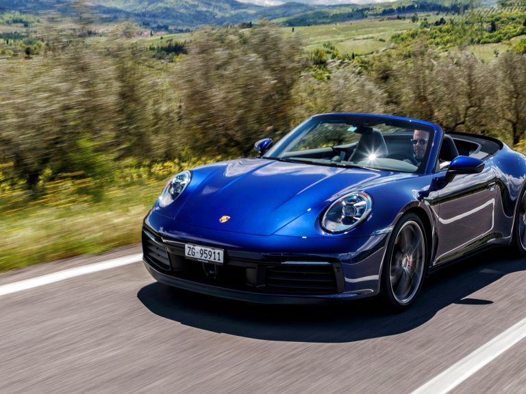 VN-Testfahrten mit Porsche 911 Cabrio und Coupé: Bei Form und Performance wird die Lücke immer kleiner.