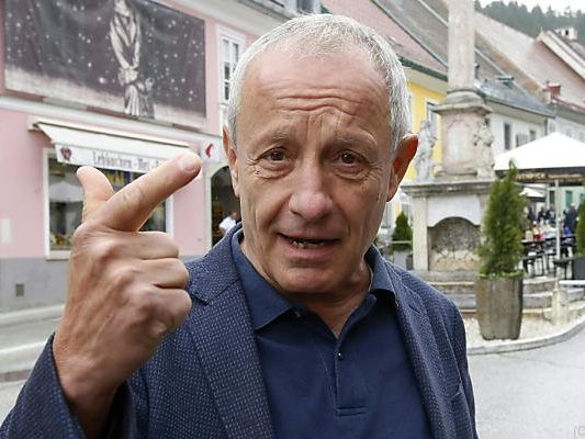 Pilz hofft für den Antrag auf Stimmen der SPÖ, FPÖ und NEOS