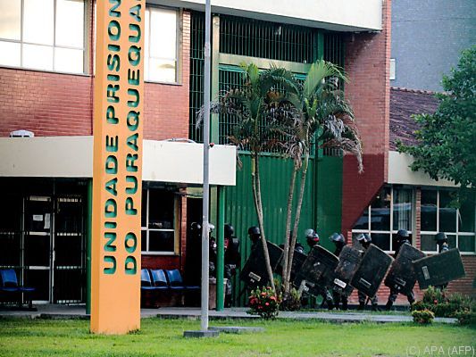 Polizeieinheiten dringen ins Gefängnis von Bela Vista ein