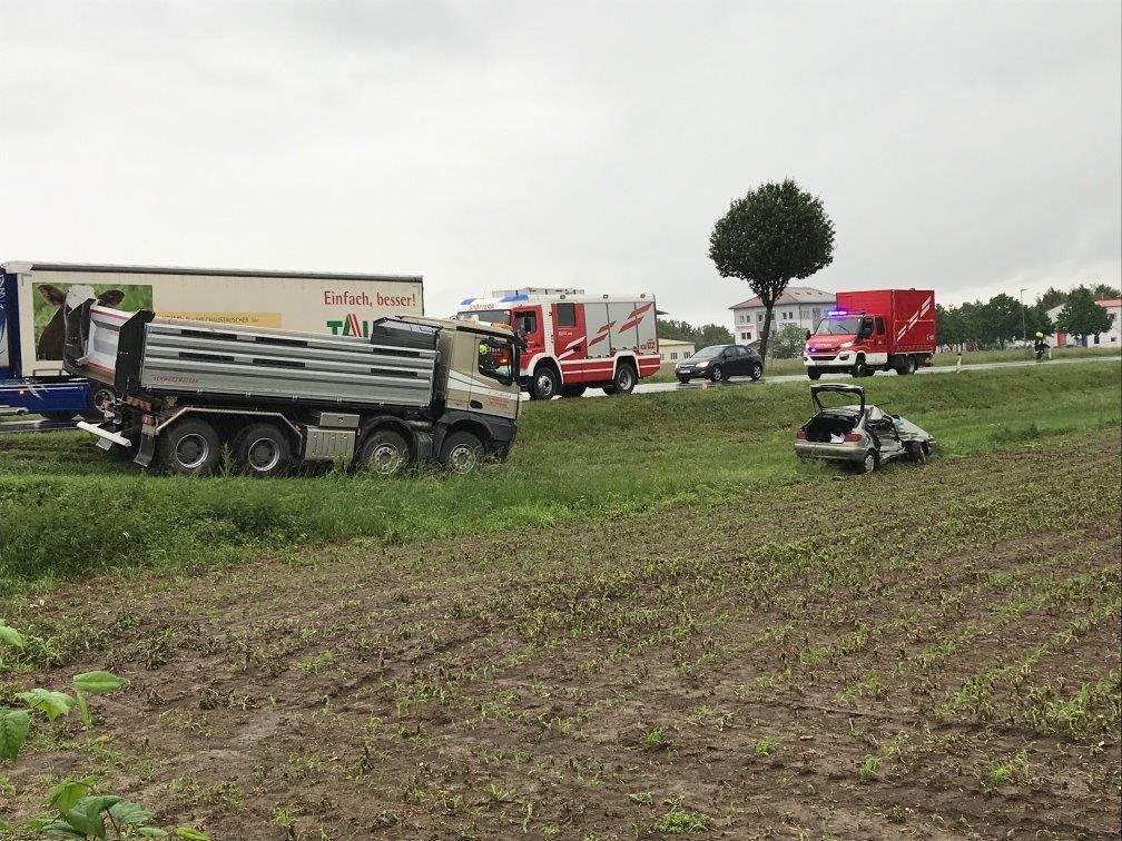 Die Frau erlag im Krankenhaus ihren Verletzungen.