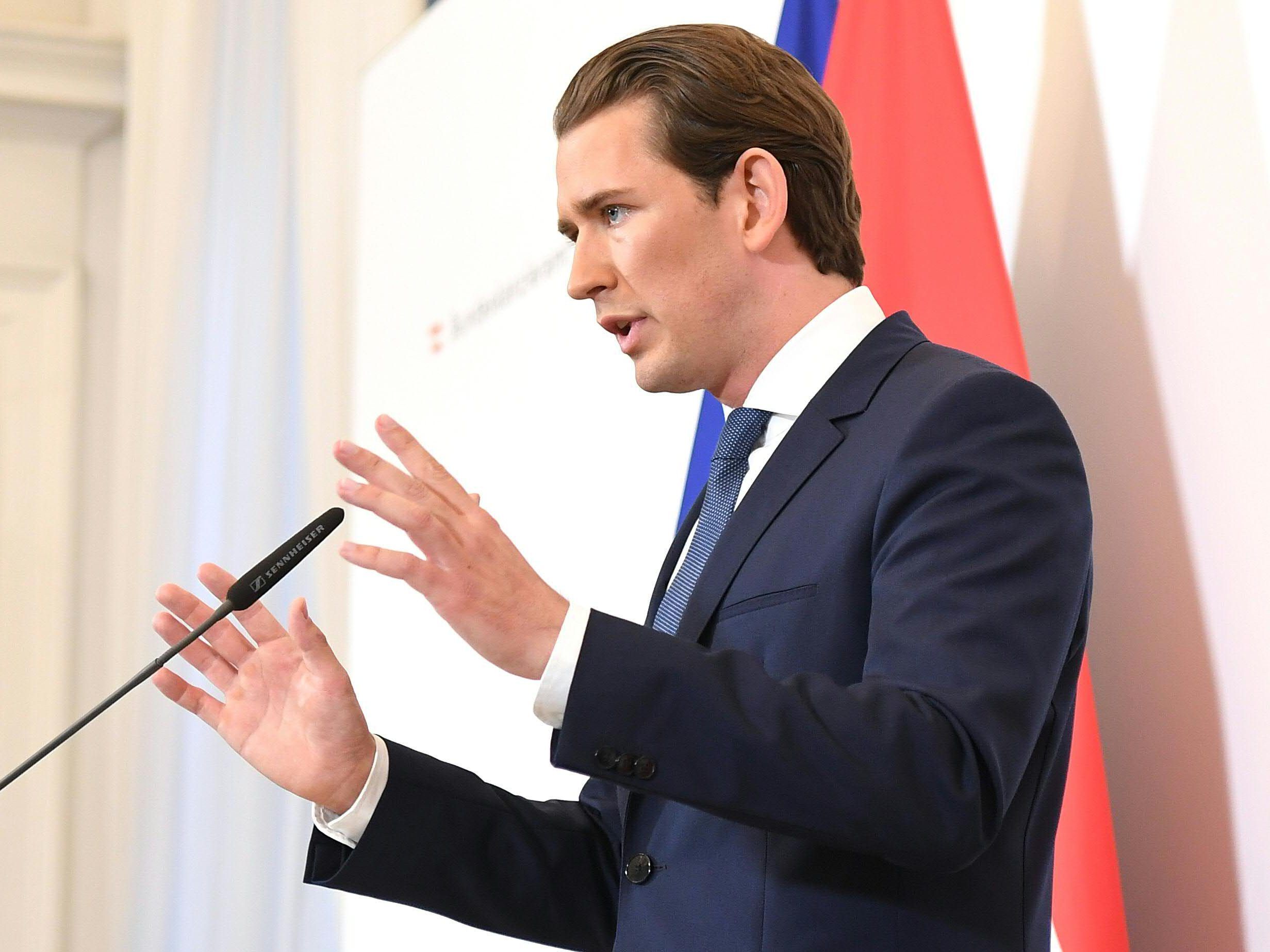 Politexperte Thomas Hofer befürchtet den totalen Rosenkrieg. Politexperte Thomas Hofer befürchtet den totalen Rosenkrieg.