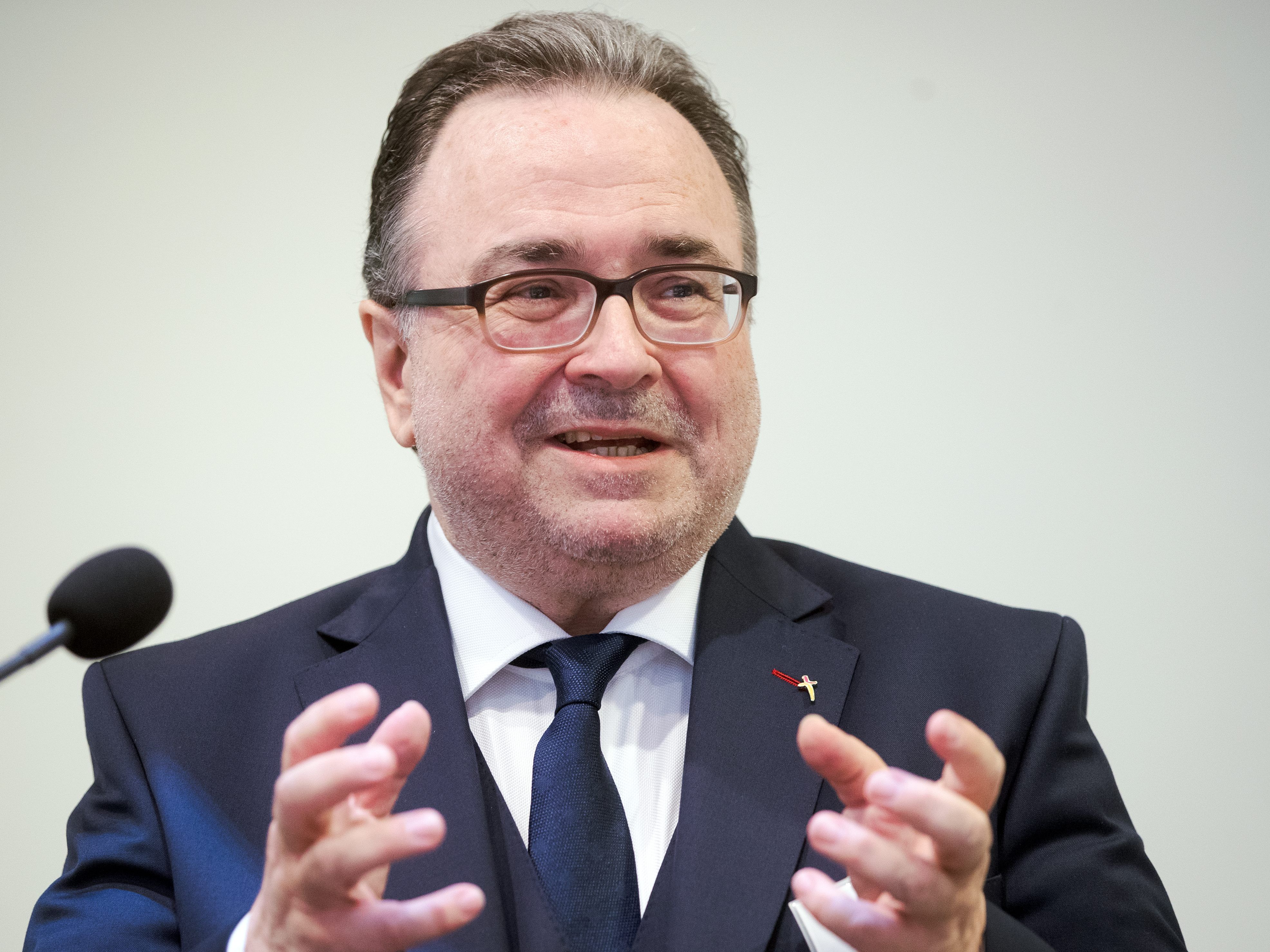 Michael Chalupka erhielt 47 der 62 abgegebenen Stimmen. Michael Chalupka erhielt 47 der 62 abgegebenen Stimmen.