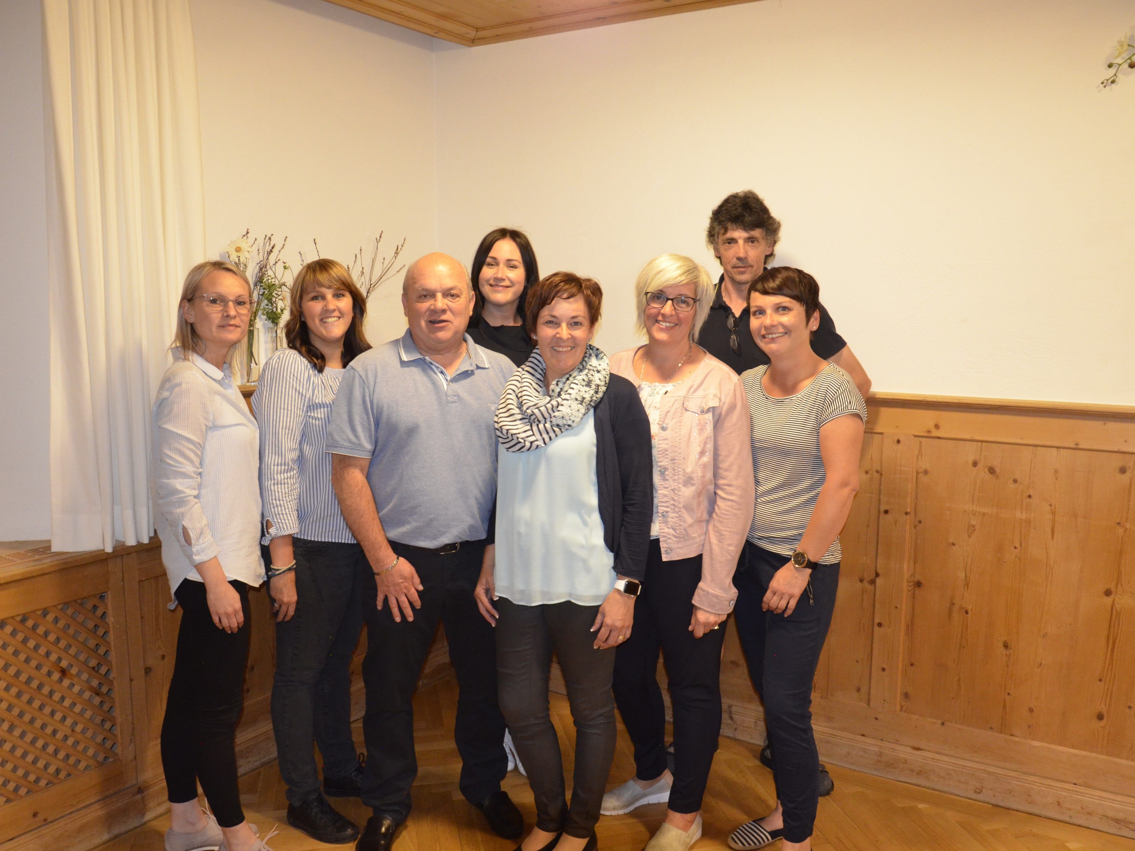 Neu gewähltes Präsidium