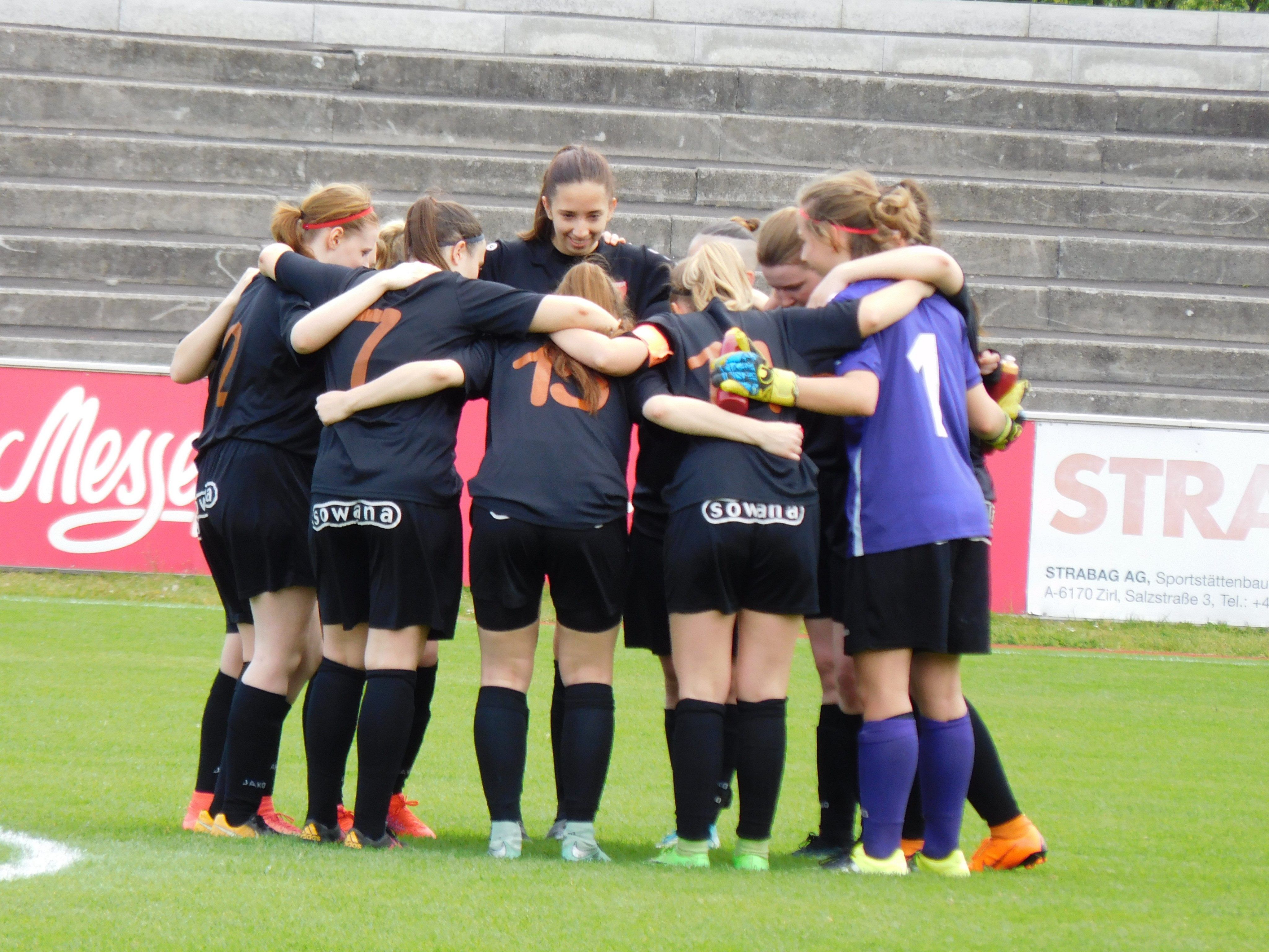 Die FC Mäder Damen mussten sich in Dornbirn geschlagen geben Die FC Mäder Damen mussten sich in Dornbirn geschlagen geben