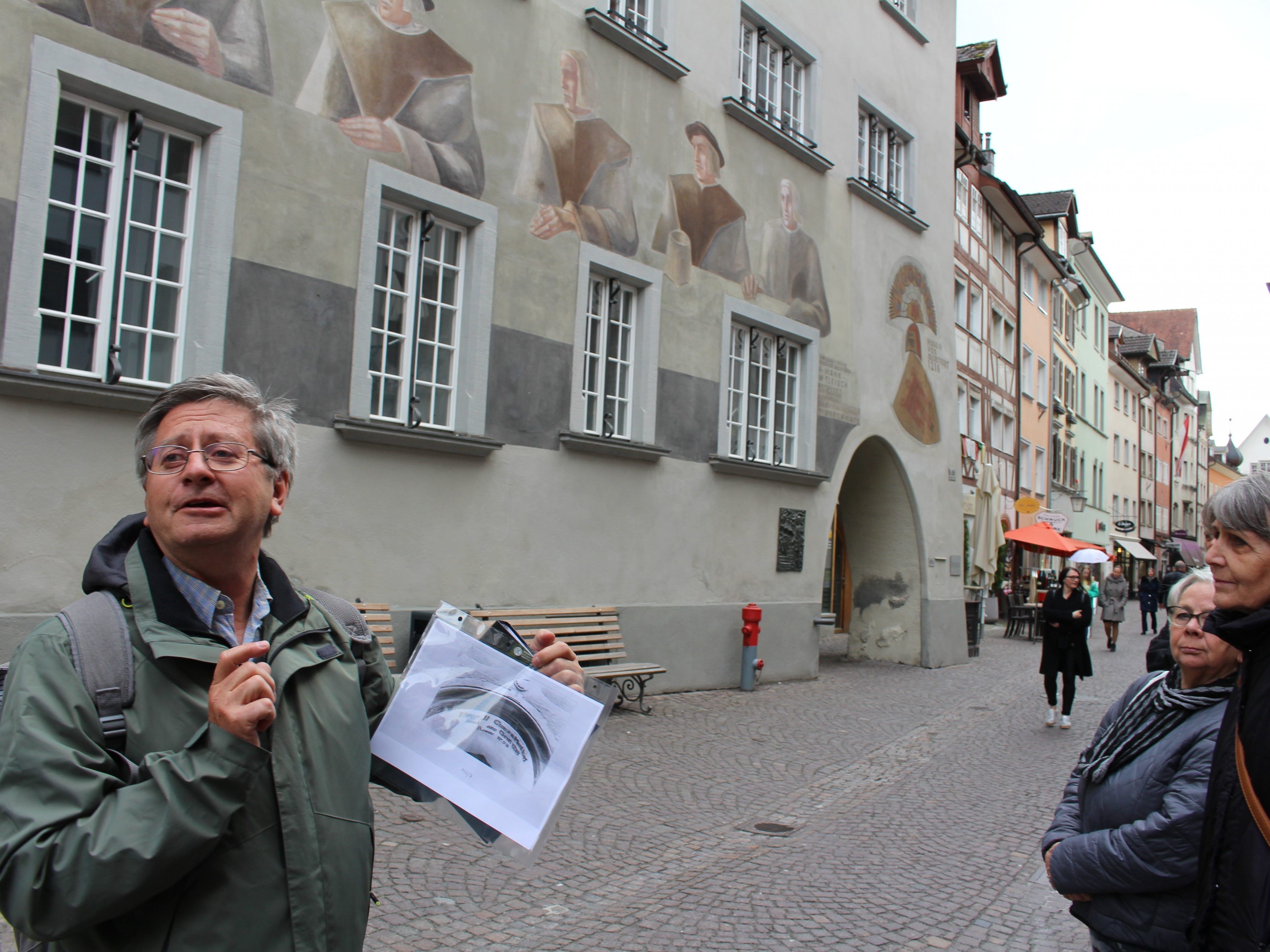 Christoph Volaucnik am alten Heilig-Geist-Spital am Rathaus