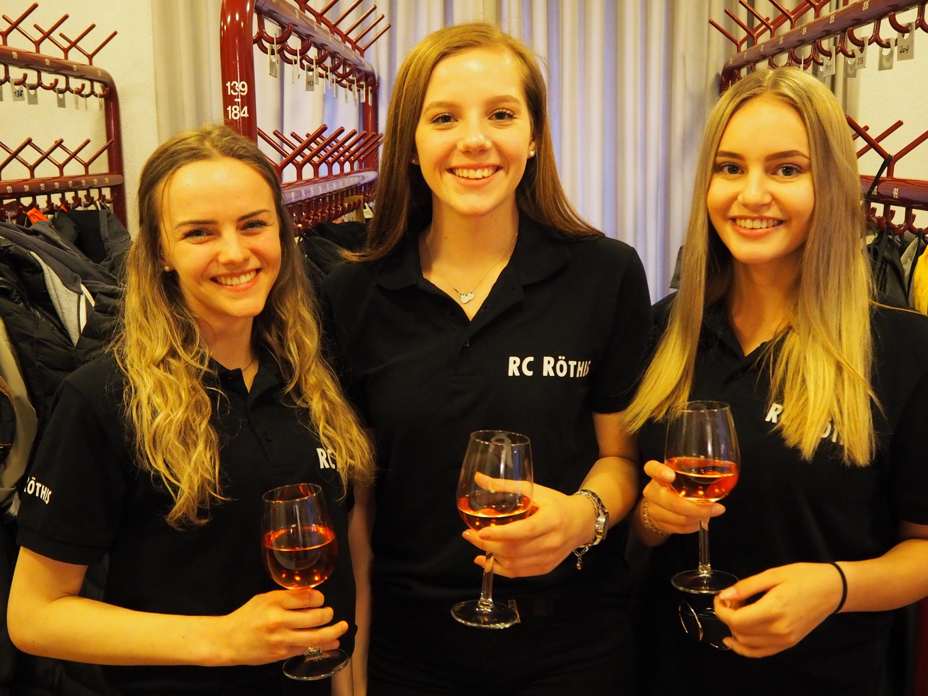 Charmanter Empfang: Laura, Annika, Lea
