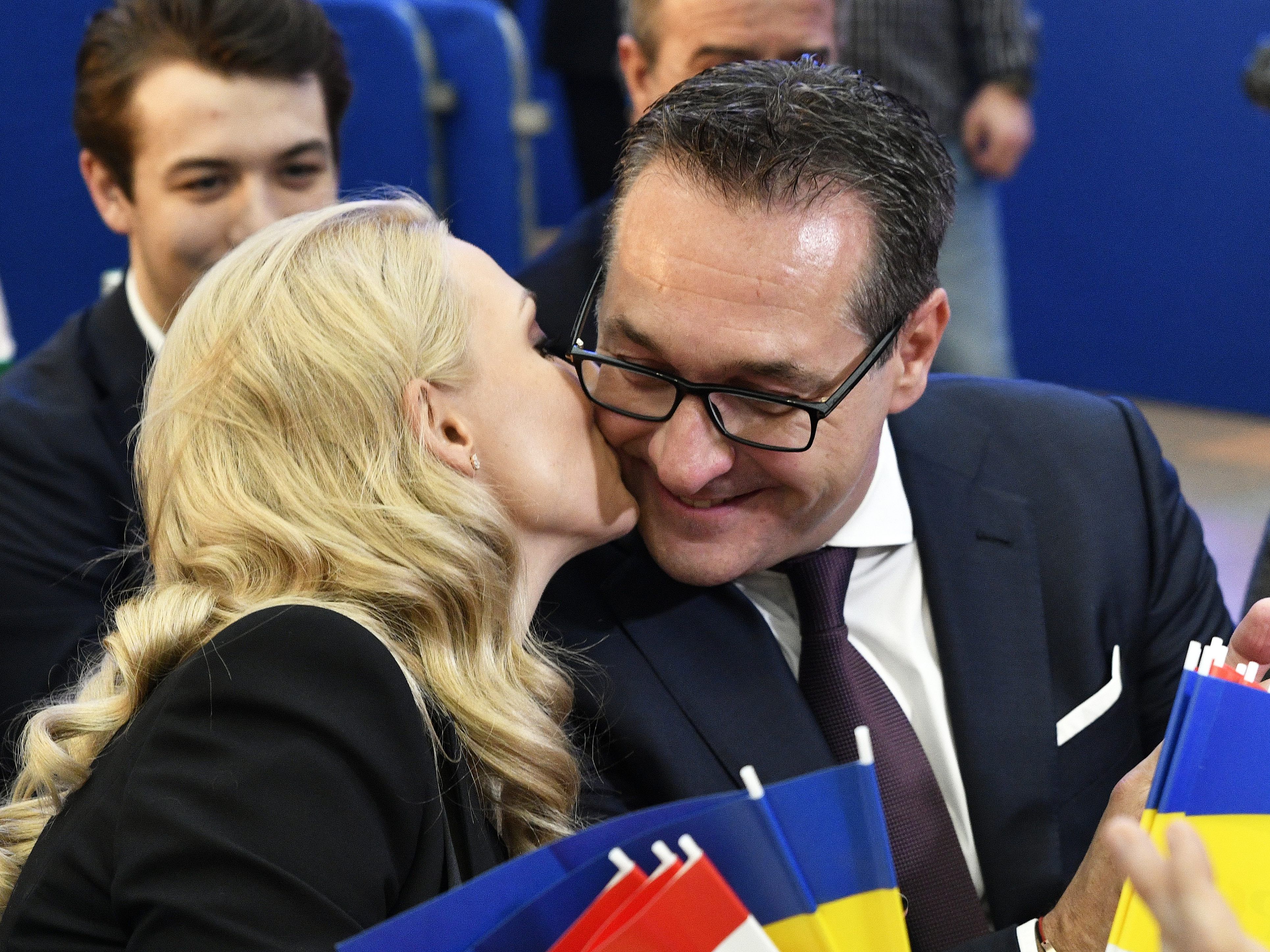 Philippa Strache wohnt weiterhin mit HC Strache zusammen.