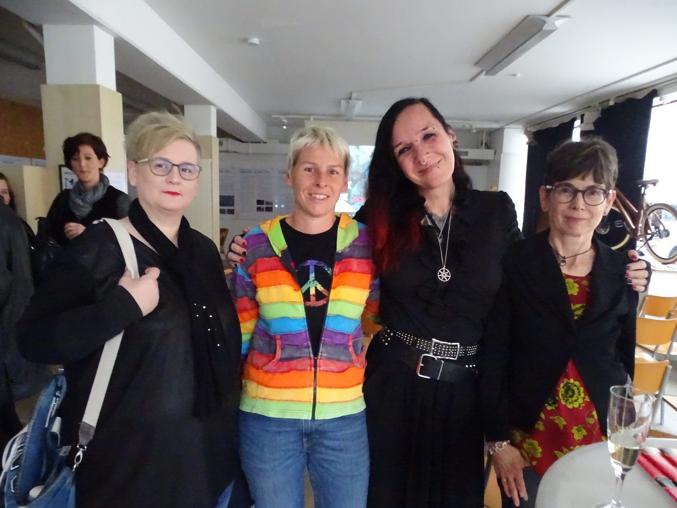 Mag. Patricia Tschallener (2.v.l.) mit Karin Dreschnig, Lilith Blenk und Dr. Margit Türtscher-Drexel (v.l.)