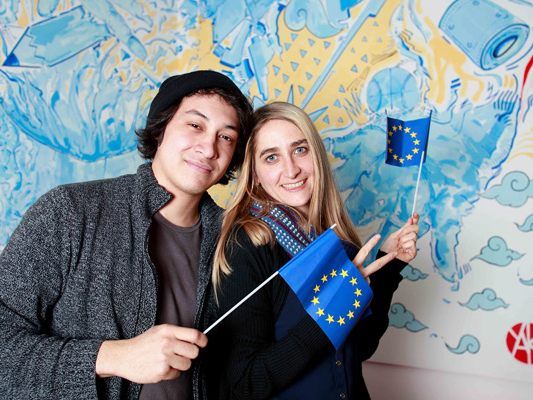 Direkt im aha, auf der Website oder im aha-Blog finden Jugendliche aktuelle Informationen zur EU-Wahl