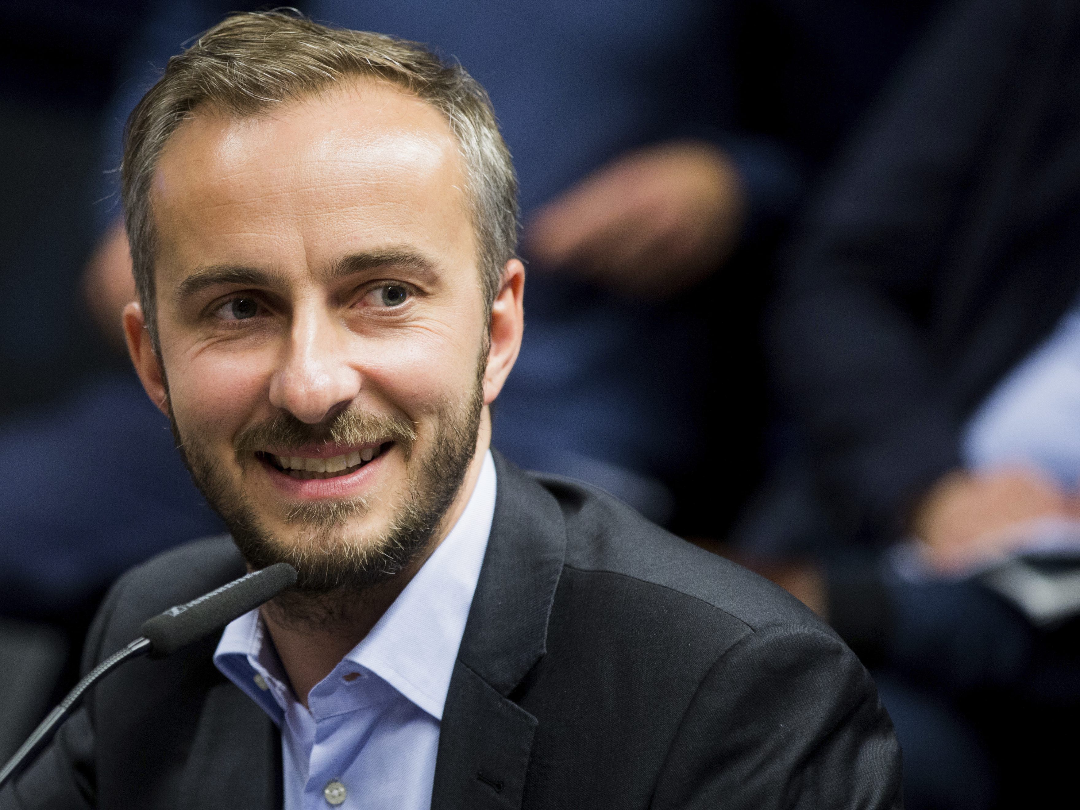 Satiriker Jan Böhmermann wusste von dem Video.