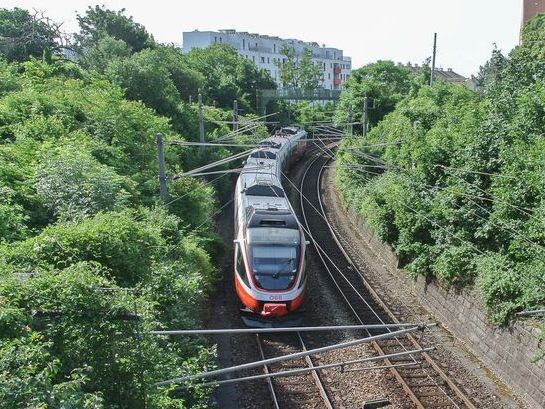 Die S45 fährt nicht zwischen den Stationen Hütteldorf und Ottakring.