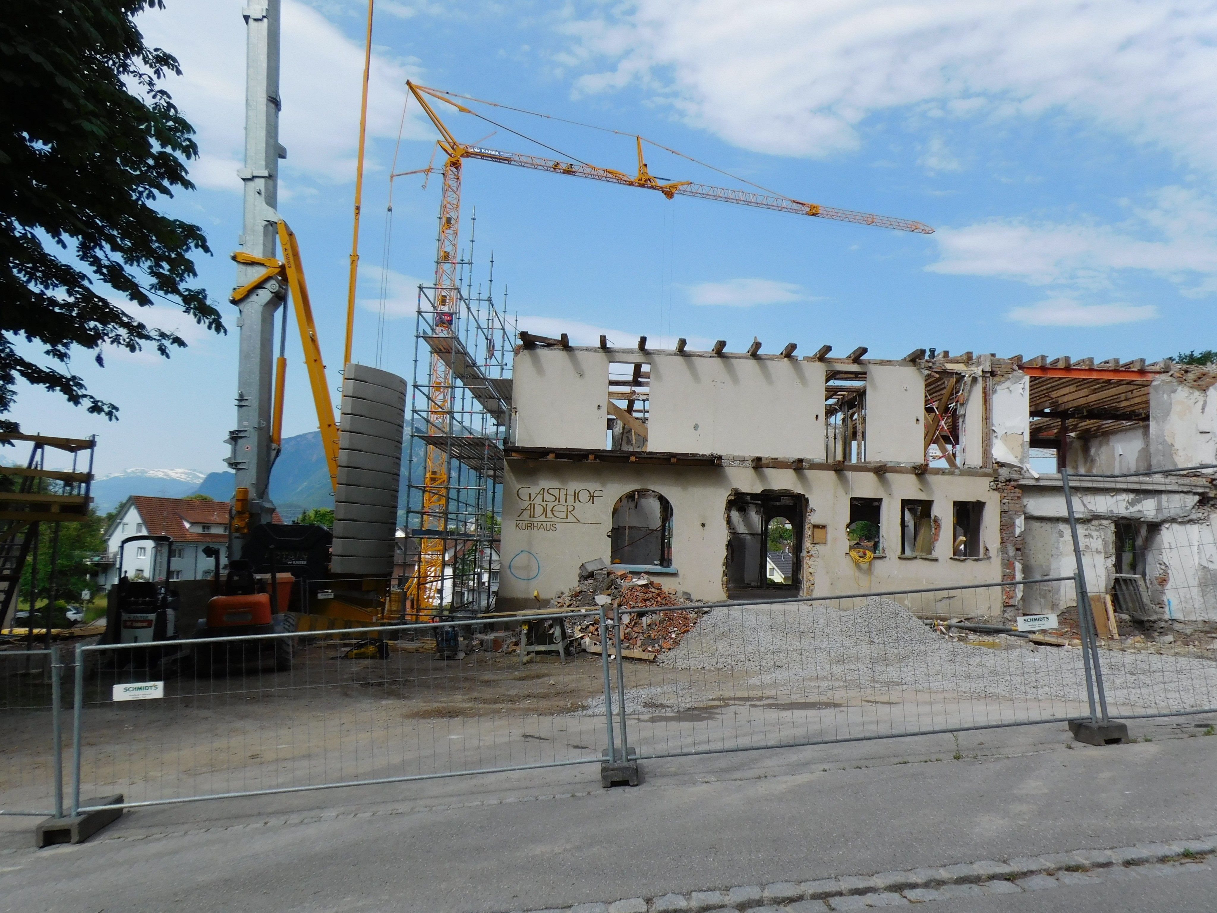 Rund um den ehemaligen Adler entsteht eine moderne Wohnanlage
