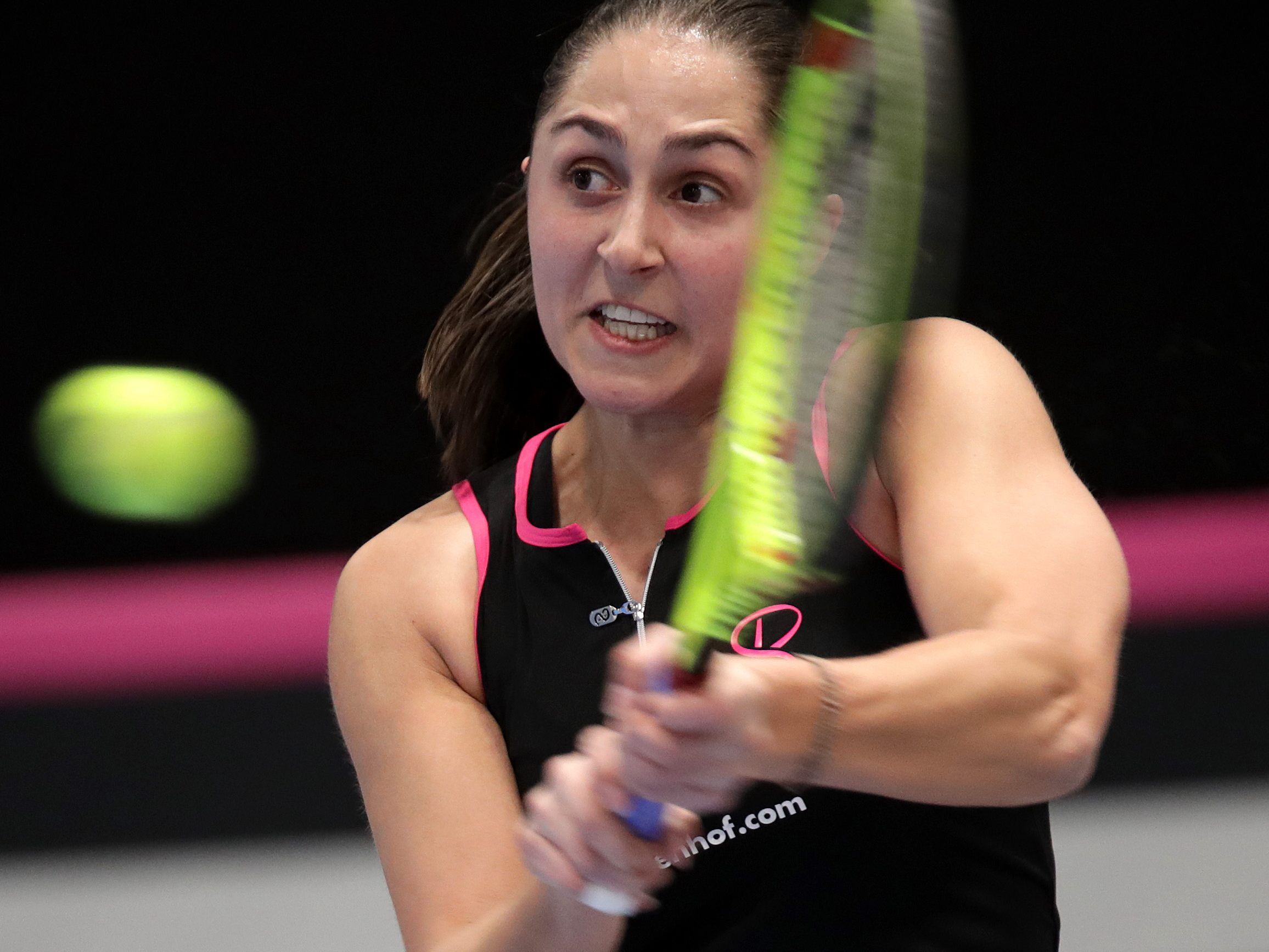 Tamira Paszek hat sich eine Verletzung am Sprungbein zugezogen.