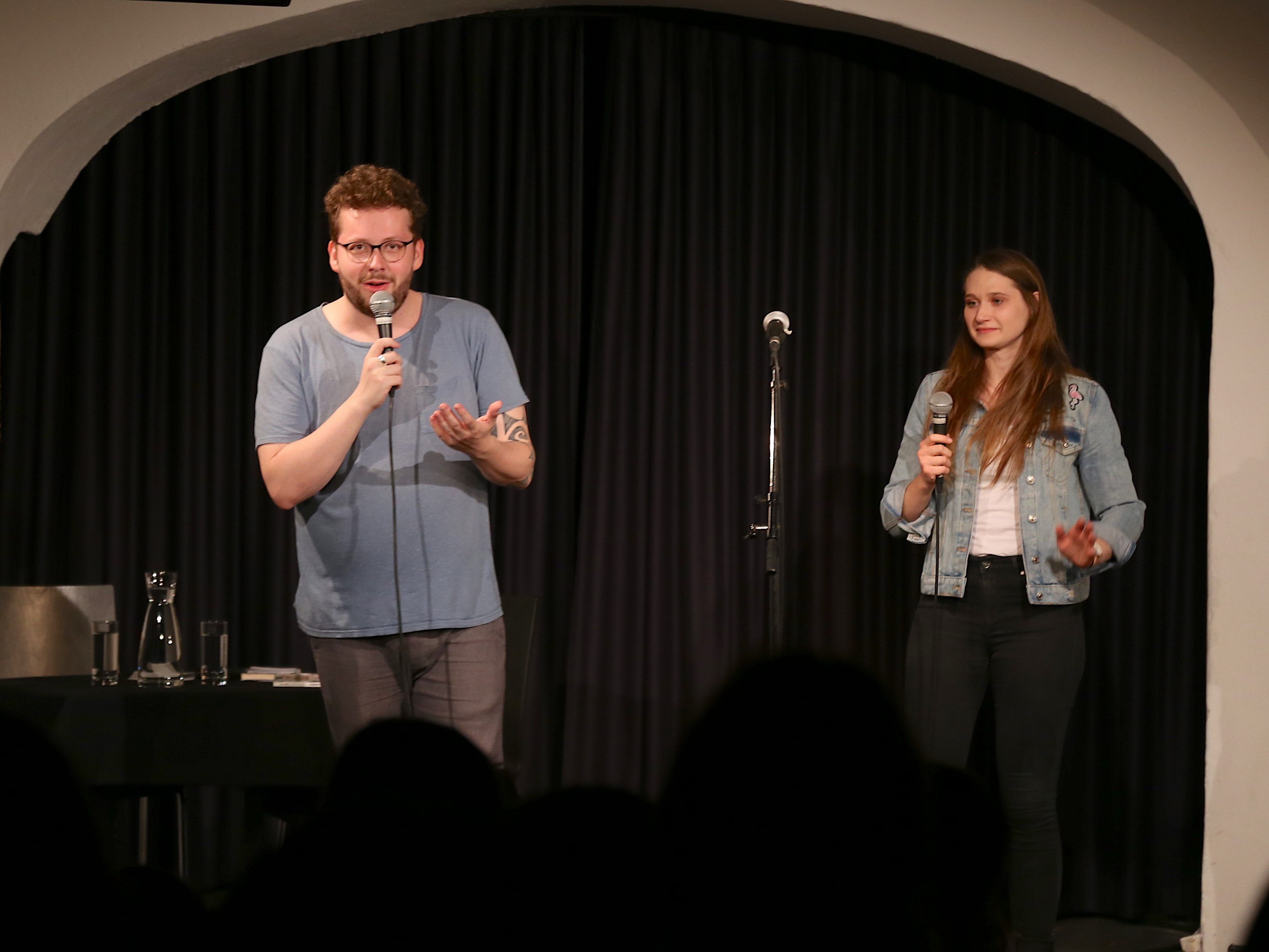 Henrik Szanto und Agnes Maier unterhielt das TaS-Publikum. Henrik Szanto und Agnes Maier unterhielt das TaS-Publikum.