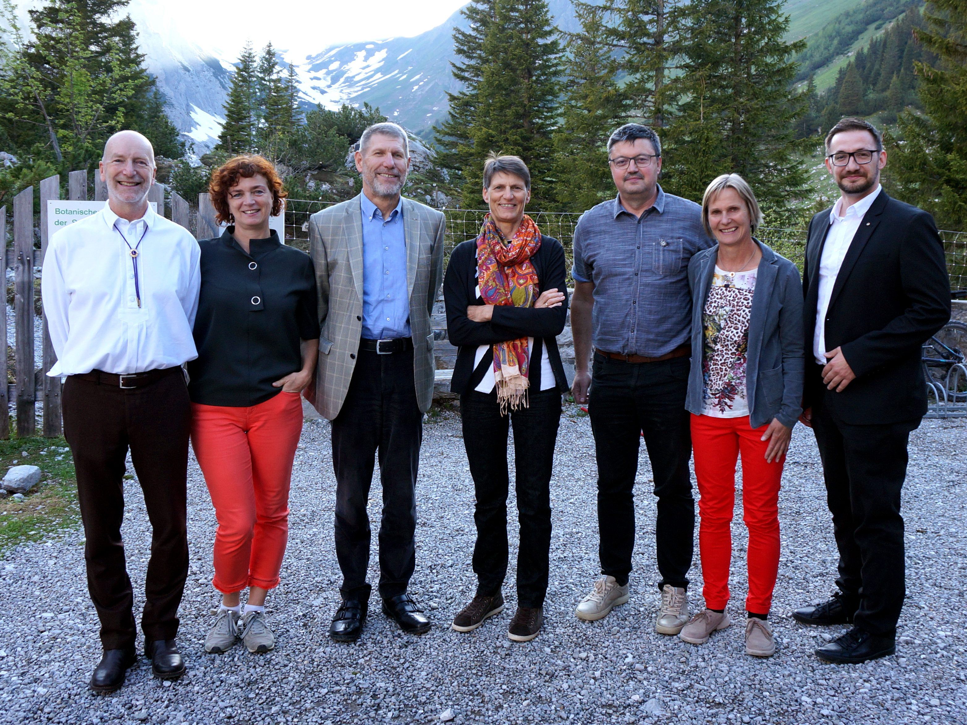 Vizepräsident Karlheinz und Stephanie Worsch, Neo-Präsident Josef Müller und Margarete Müller-Wohlgenannt, Past-Präsident Otmar und Maria Ganahl, Vize-Präsident Mathias Bertsch.