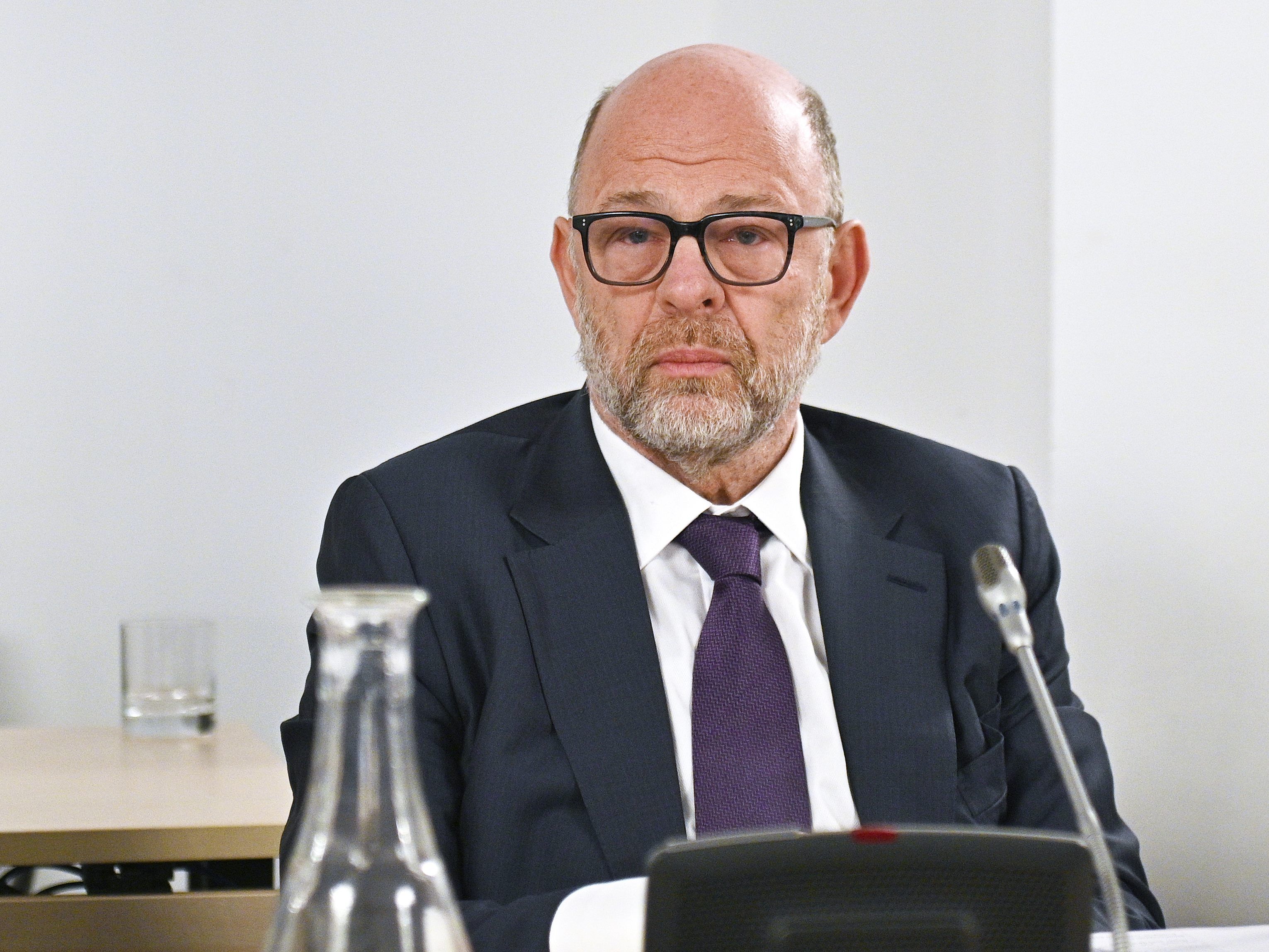 Lanksy will Kurz klagen.