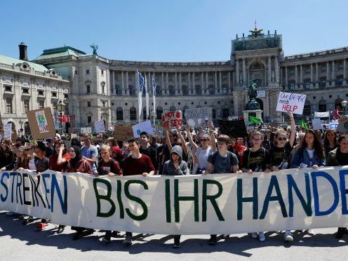 Demo auf dem Heldenplatz in Wien: Die „Fridays for Future“-Bewegung der Schwedin Greta Thunberg hat eine Massenbewegung für den Klimaschutz ausgelöst.