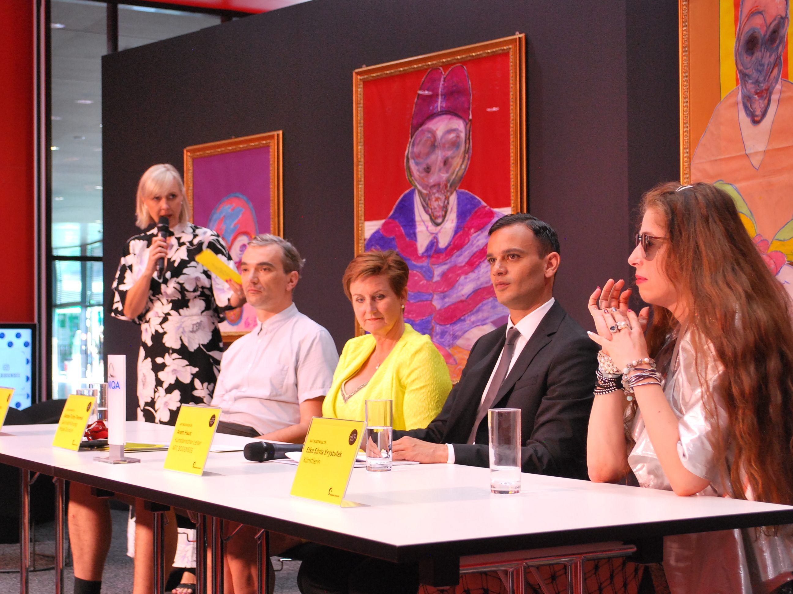 Petra Fiel, Milan Mladenovic, Sabine Tichy-Treimel, Aram Haus, Elke Silvia Krystufek (vl)