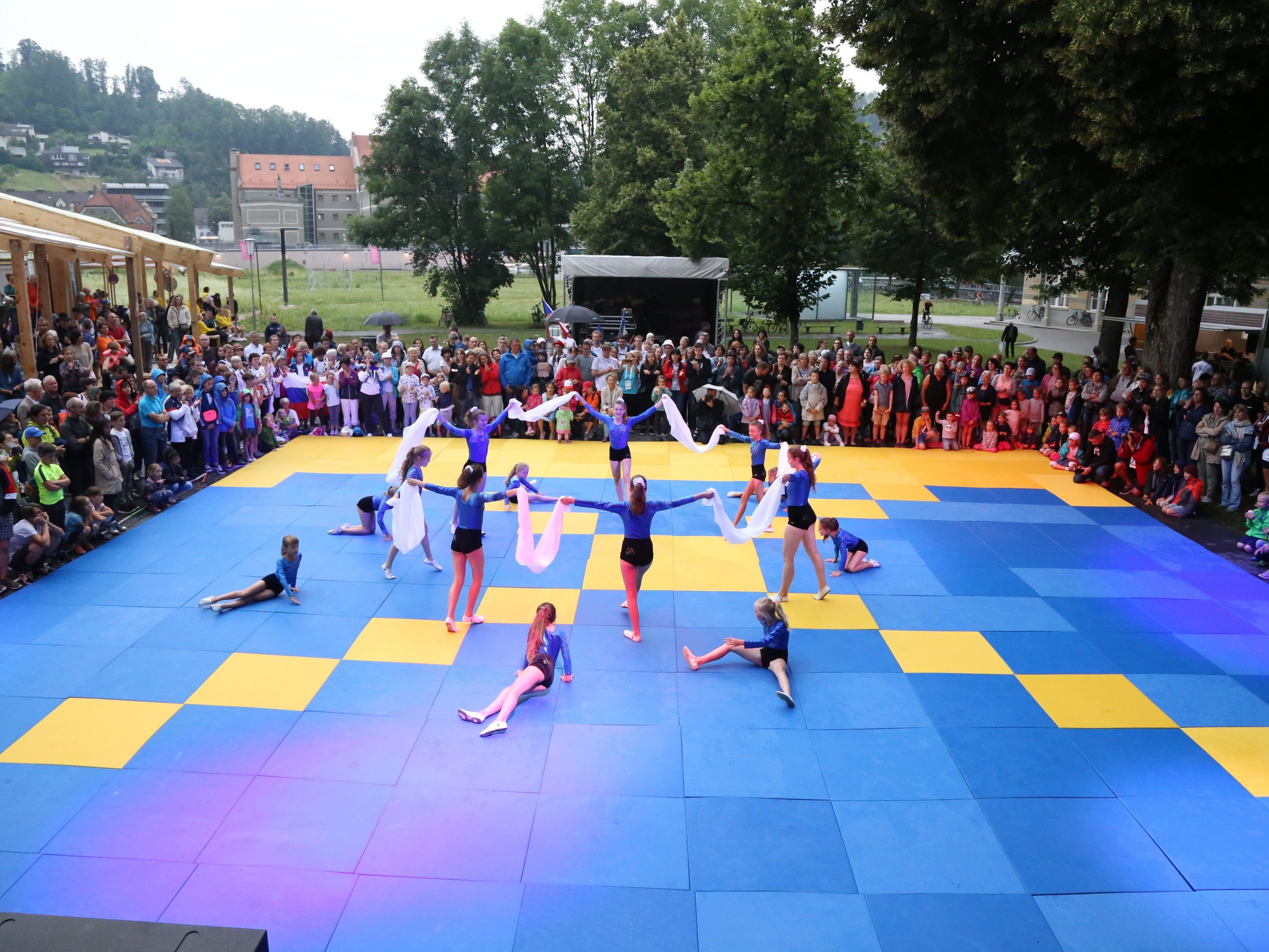 Auch die Gruppe "30B" der Slowakei hat eine tolle Show vorgeführt.