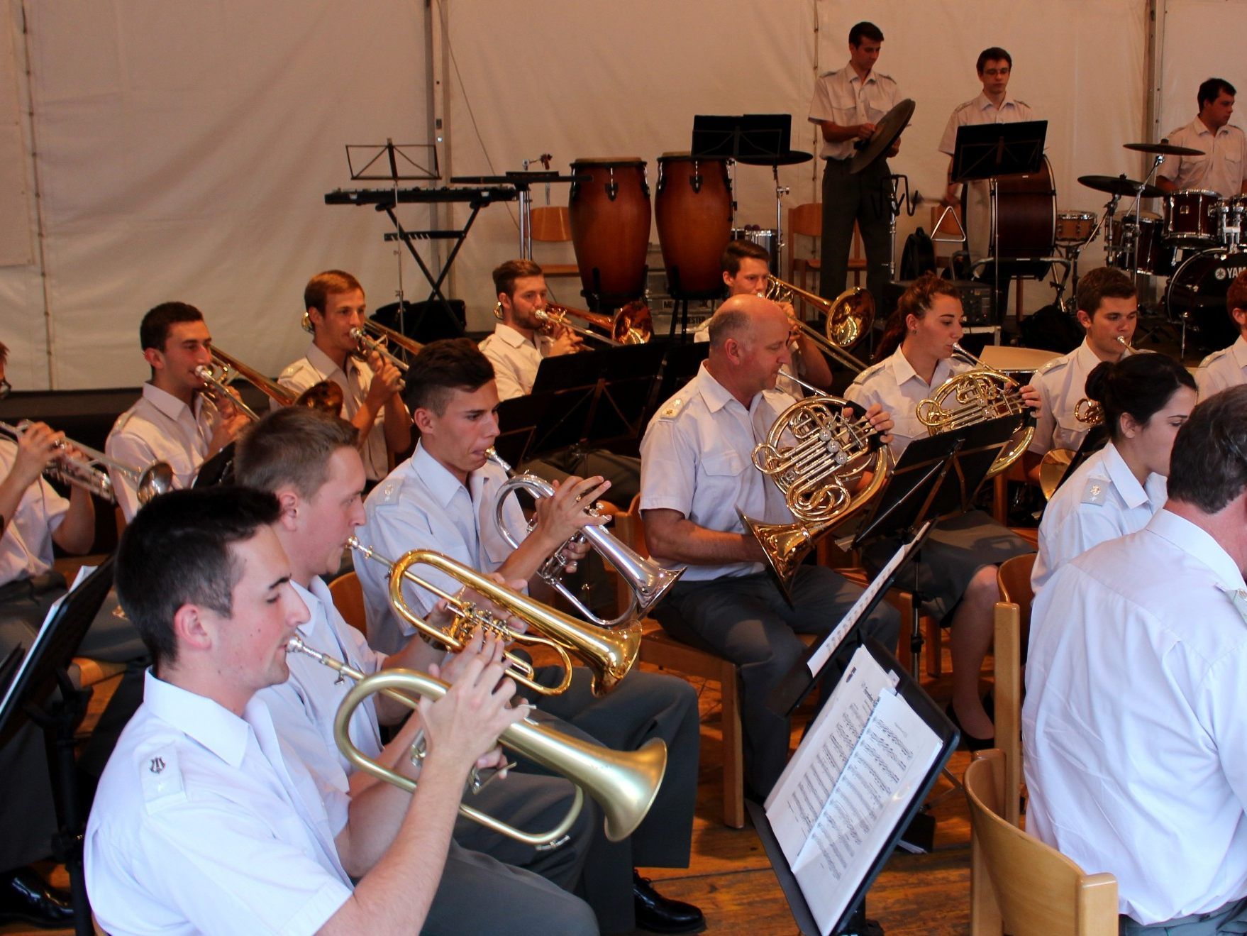 Blasmusik vom Feinsten mit der Militärmusik Vorarlberg beim „Sommerkonzert 2019“ in der Dorffest-Open-Air-Arena im Lochauer Schulhof. Blasmusik vom Feinsten mit der Militärmusik Vorarlberg beim „Sommerkonzert 2019“ in der Dorffest-Open-Air-Arena im Lochauer Schulhof.