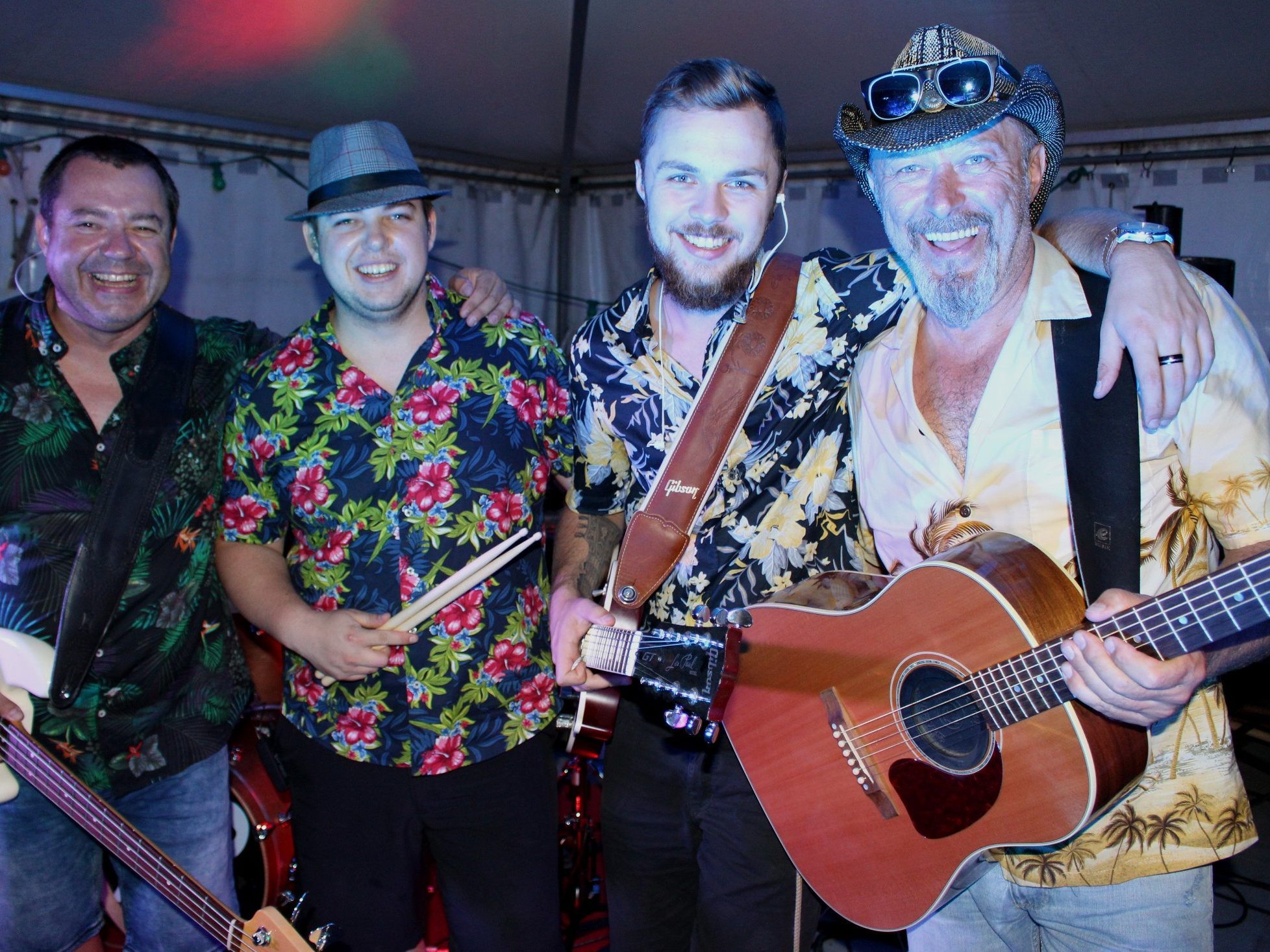 Einladung zur 9. Lochauer Nacht der Musik: Die „Rheinstone & Sons“ rocken bei Bodenseestimmung im Treff am See. Einladung zur 9. Lochauer Nacht der Musik: Die „Rheinstone & Sons“ rocken bei Bodenseestimmung im Treff am See.