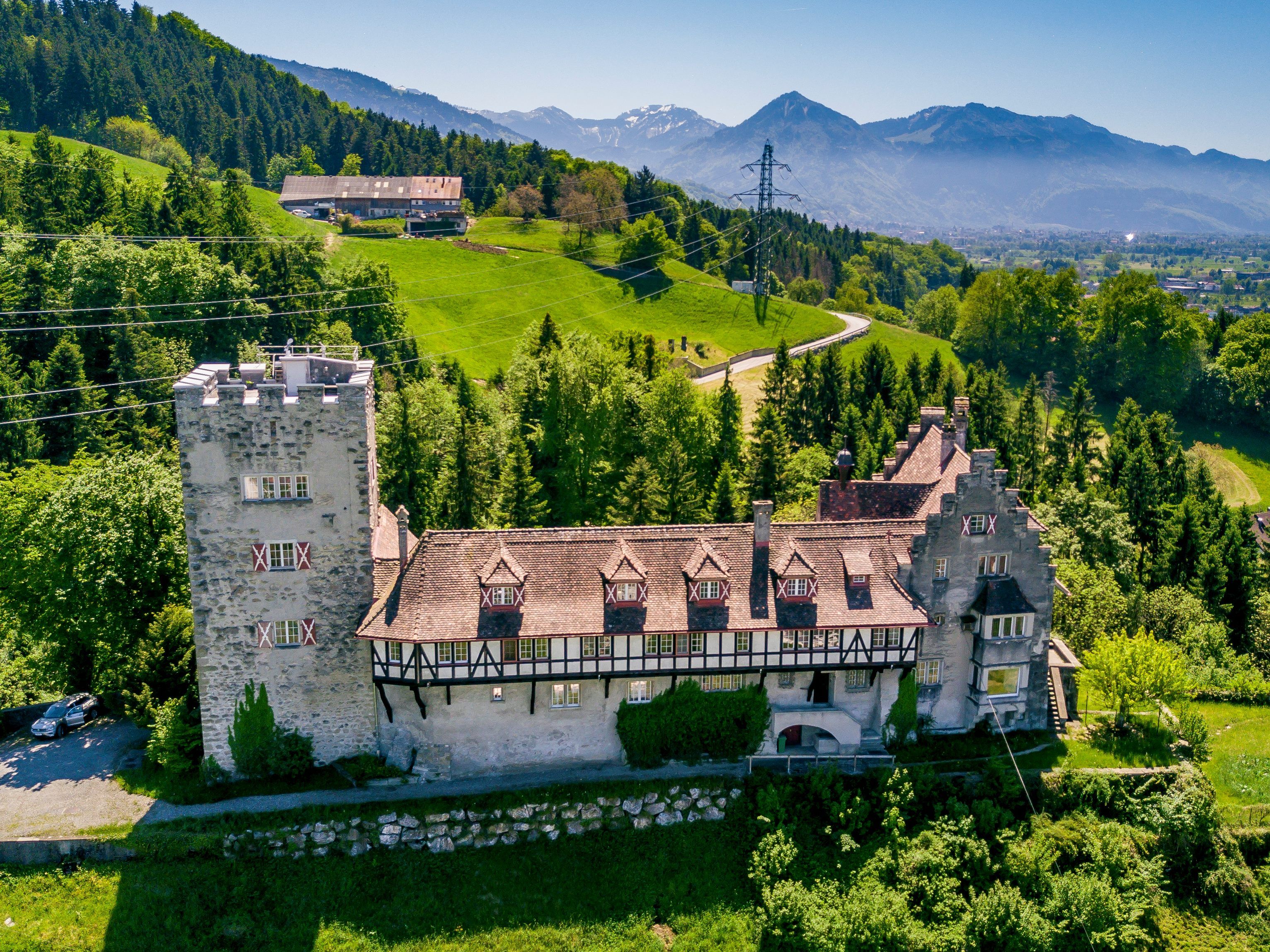 Schloss Wolfurt - Ein Juwel der Hofsteig-Marktgemeinde. Schloss Wolfurt - Ein Juwel der Hofsteig-Marktgemeinde.