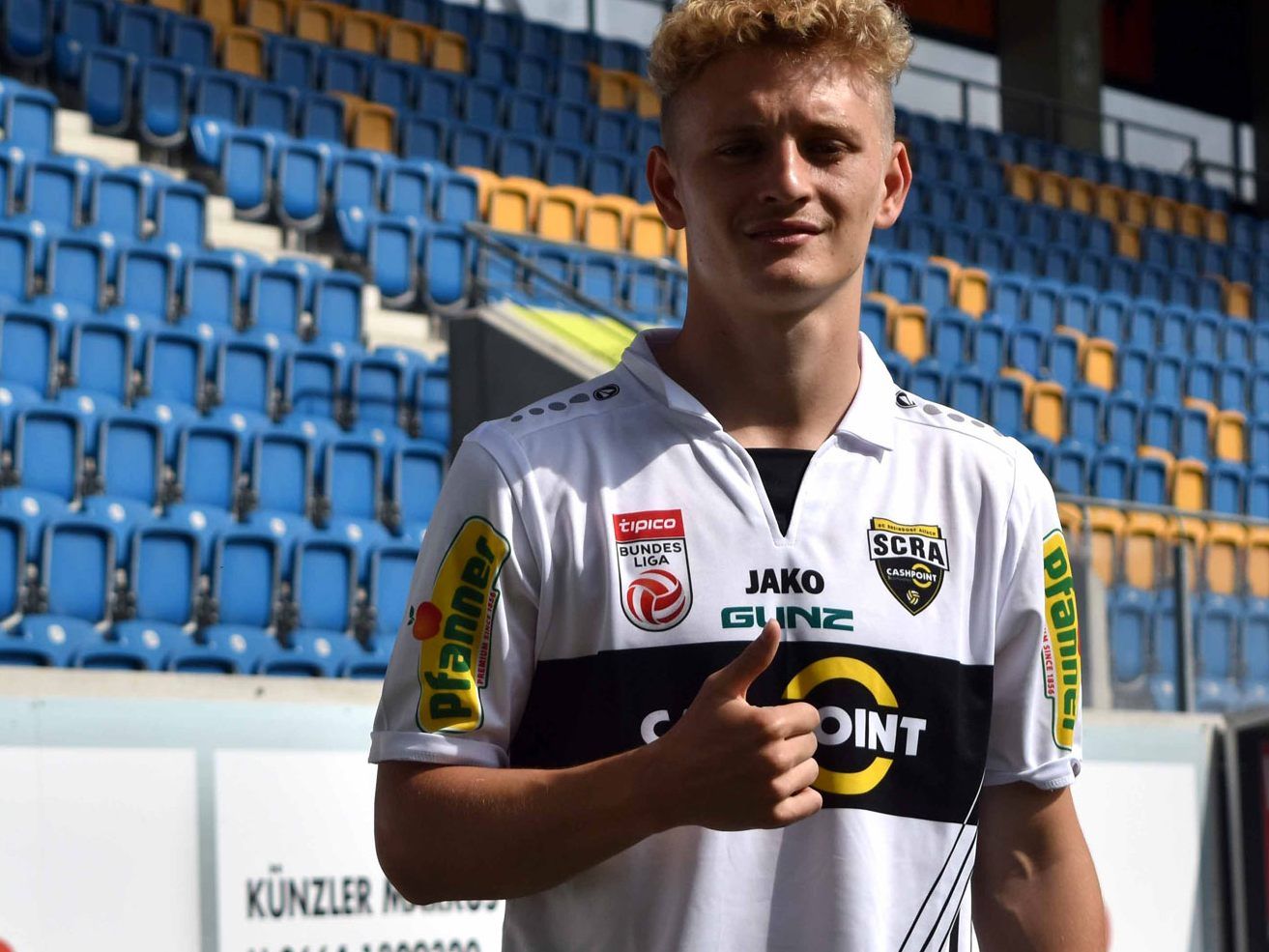 Manuel Thurnwald im Dress des SCR Altach.