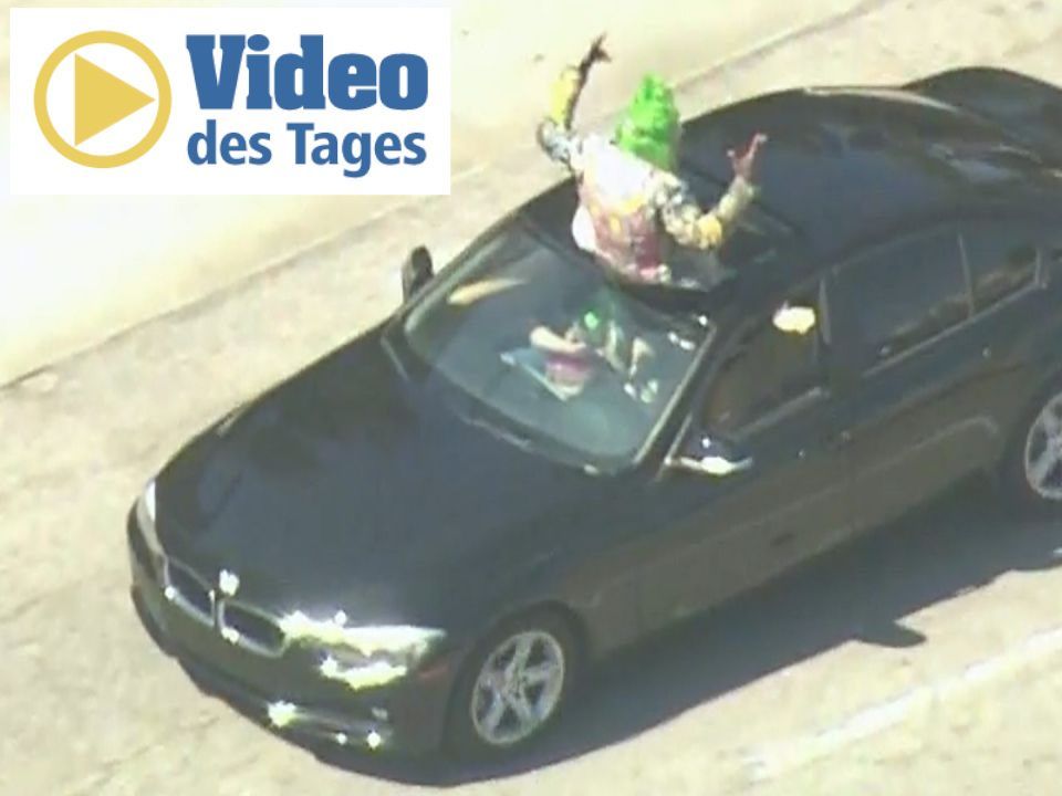 Die Polizei war in eine einstündige Verfolgungsjagd mit einem Clown verwickelt.