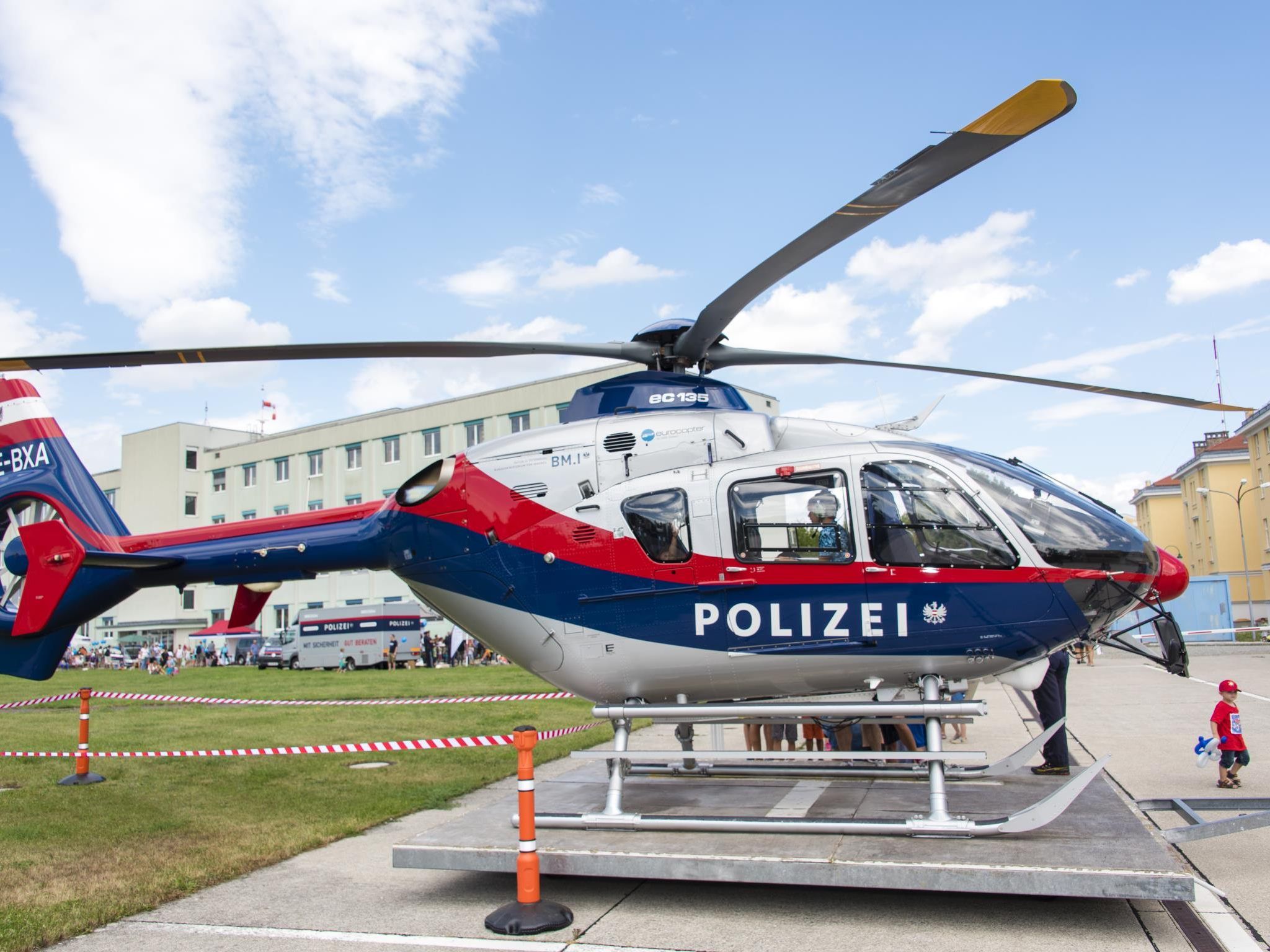 Die Wiener Polizei lädt zum Ferienspiel.