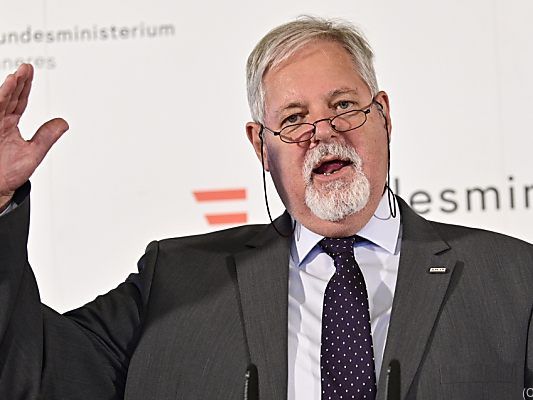 BVT-Direktor Gridling stellte den Verfassungsschutzbericht 2018 vor BVT-Direktor Gridling stellte den Verfassungsschutzbericht 2018 vor
