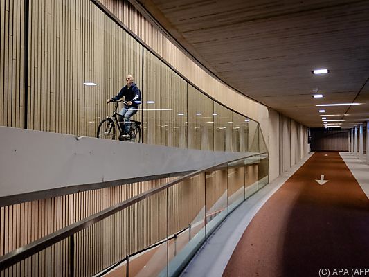 12.500 Fahrräder können in dem Parkhaus abgestellt werden