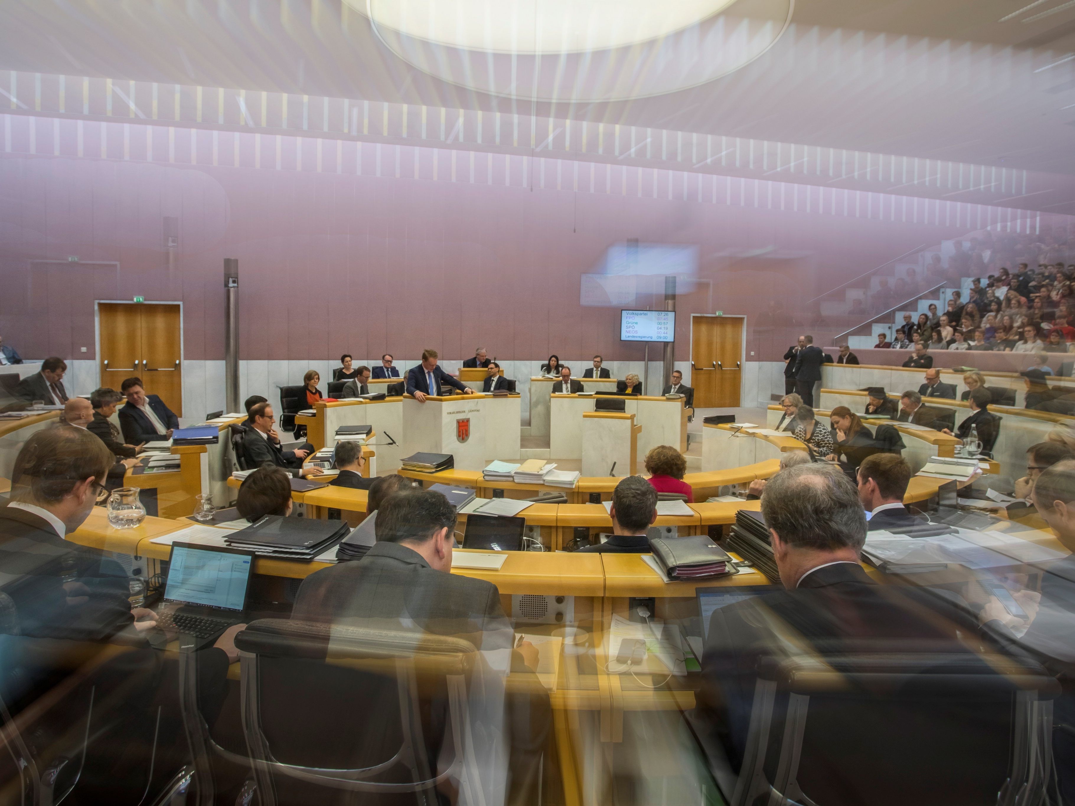 Mindestens 10 Parteien treten bei der Vorarlberger Landtagswahl an.