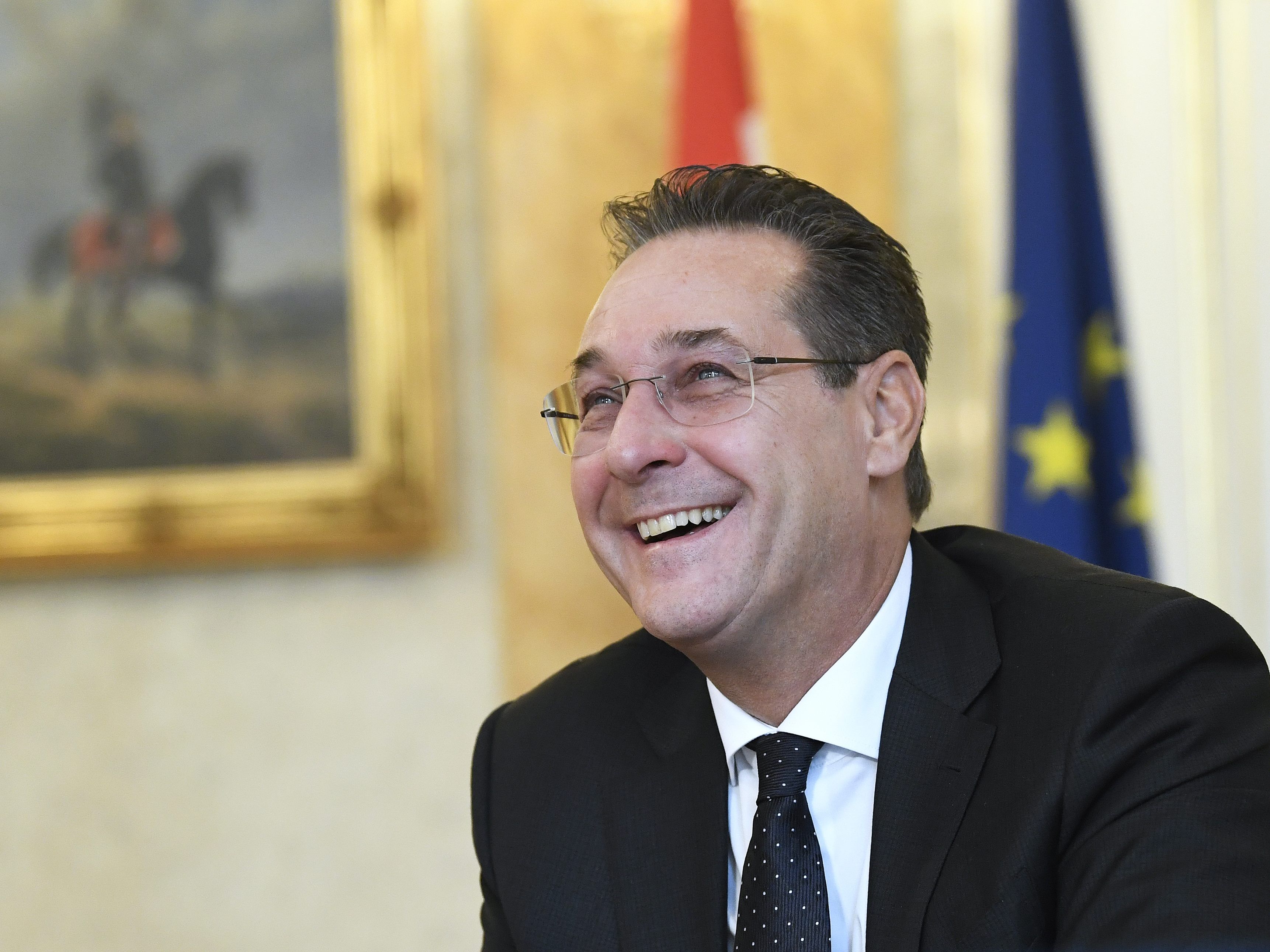 H.C. Strache hat einen neuen Job in der Immobilienbranche. H.C. Strache hat einen neuen Job in der Immobilienbranche.