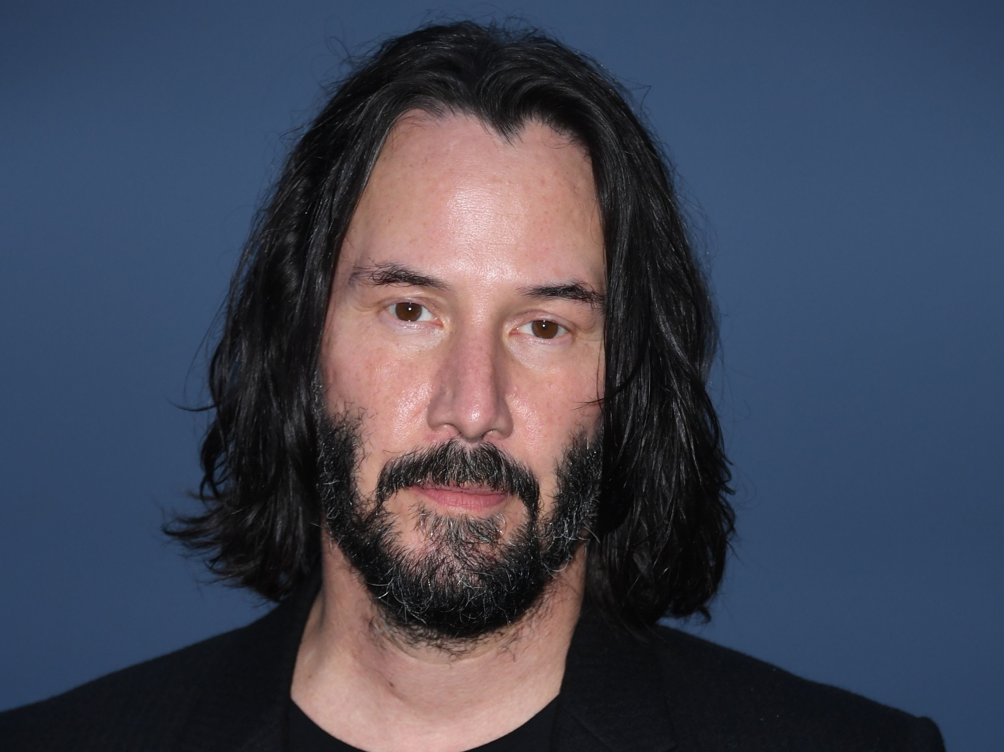 Keanu Reeves schlüpft wieder in seine "Matrix"-Rolle.