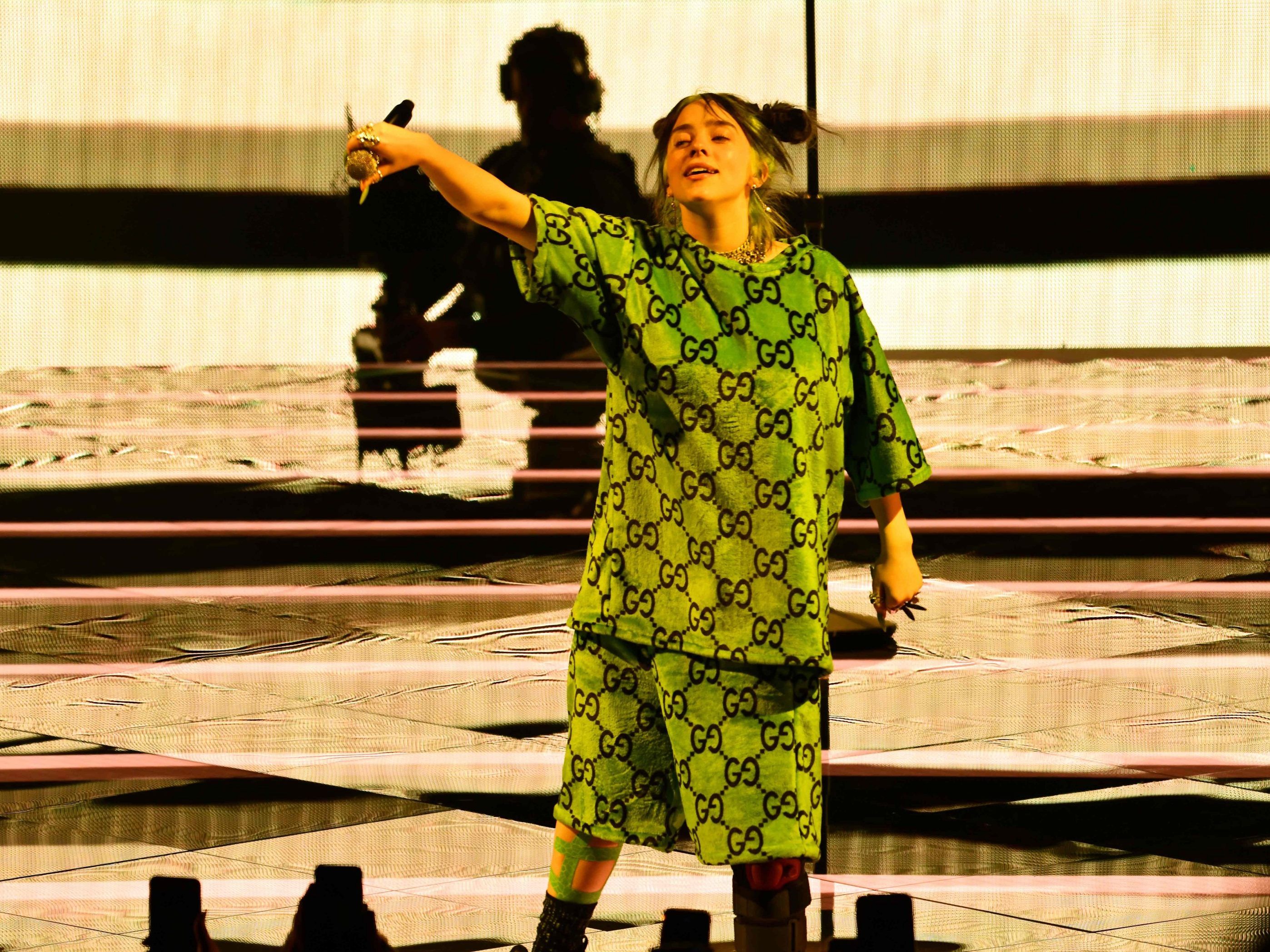 Die Pop-Sängerin Billie Eilish ist erst 17 Jahre alt.