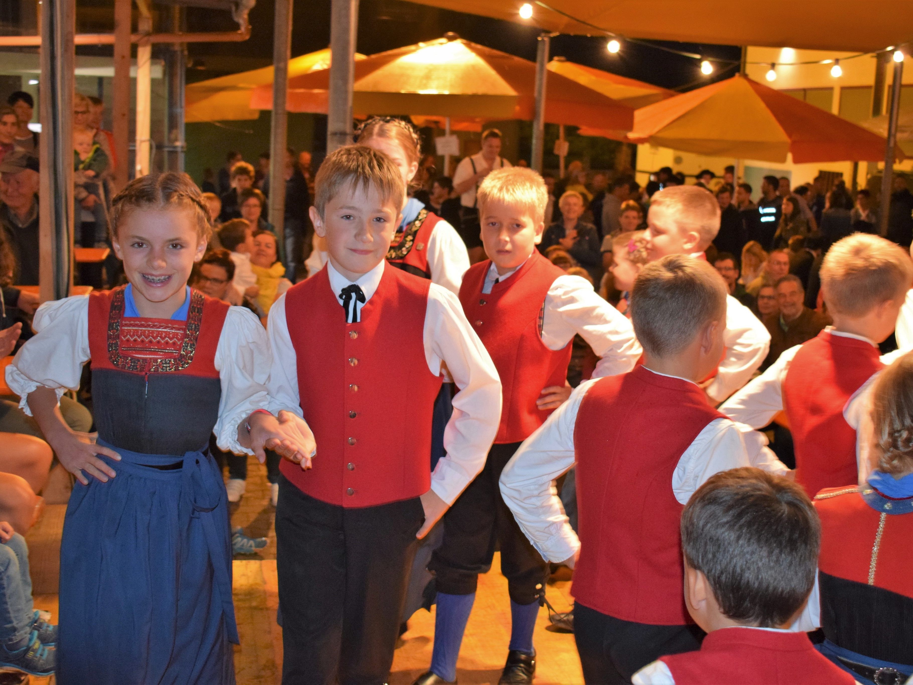 Die Hittisauer Kindertrachtengruppe wird beim „Firobod“ ihr Können demonstrieren. Die Hittisauer Kindertrachtengruppe wird beim „Firobod“ ihr Können demonstrieren.