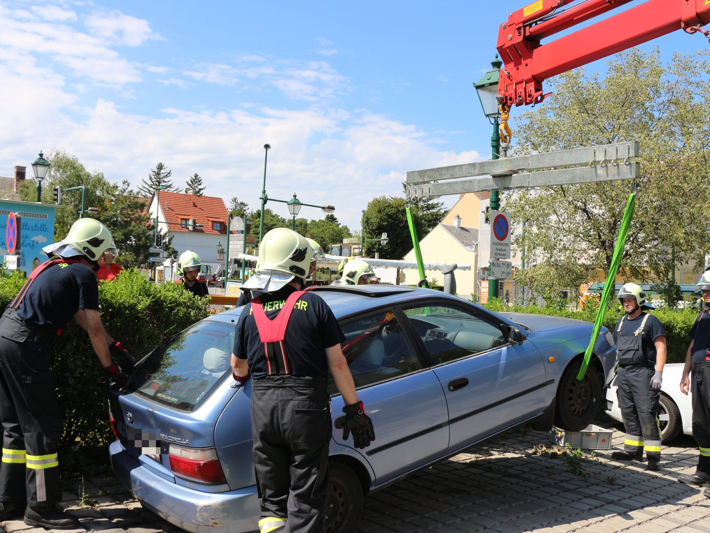 Das Fahrzeug konnte sicher am Parkplatz abgestellt werden.